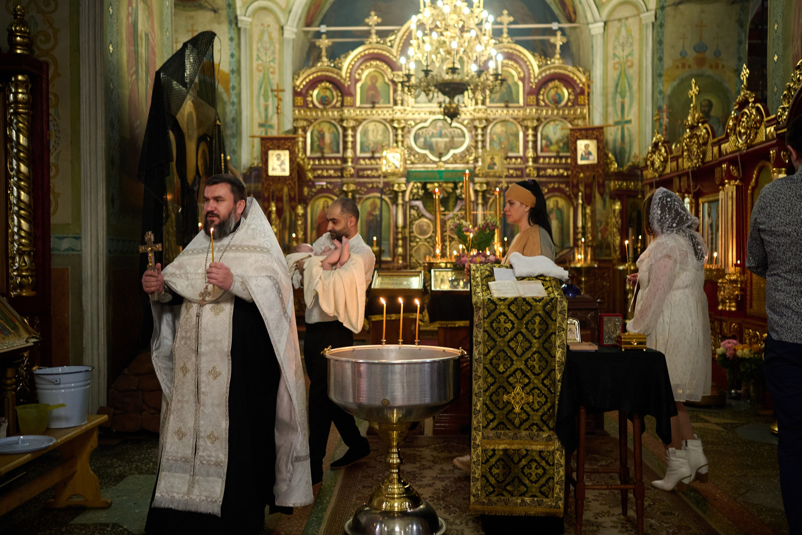 Фотосъемка крещения Саши. Профессиональный фотограф Старый Оскол, Губкин — свадьба, венчание, крещение, юбилей и день рождения