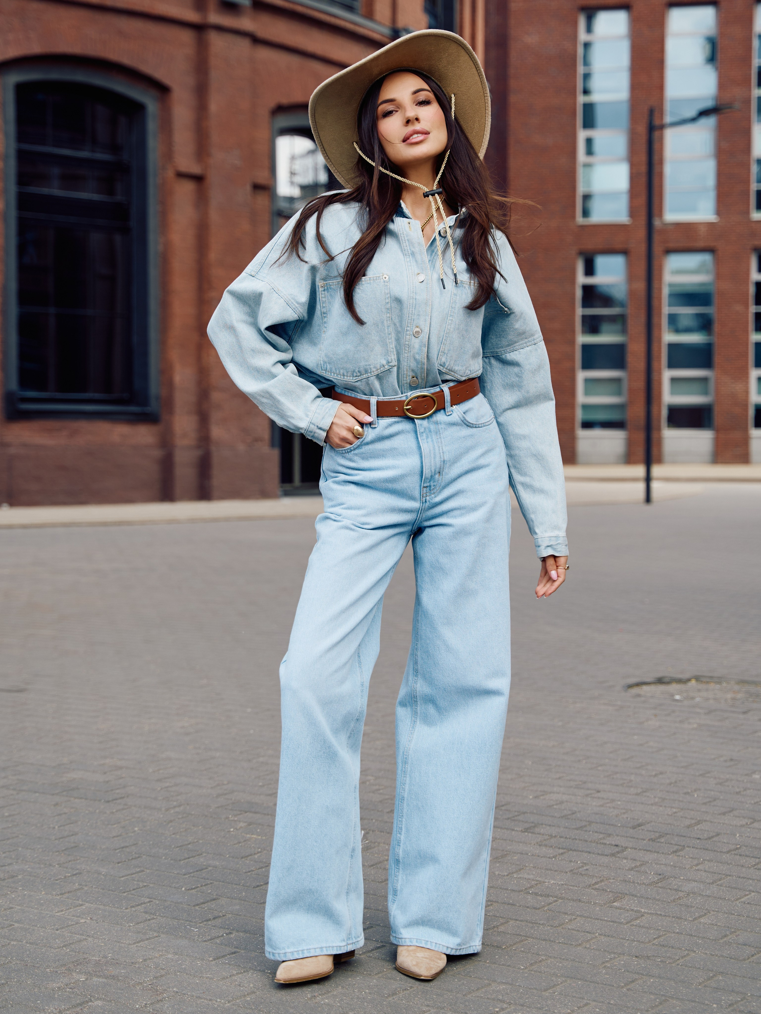 Шляпа. Фотограф для маркетплейсов в Москве