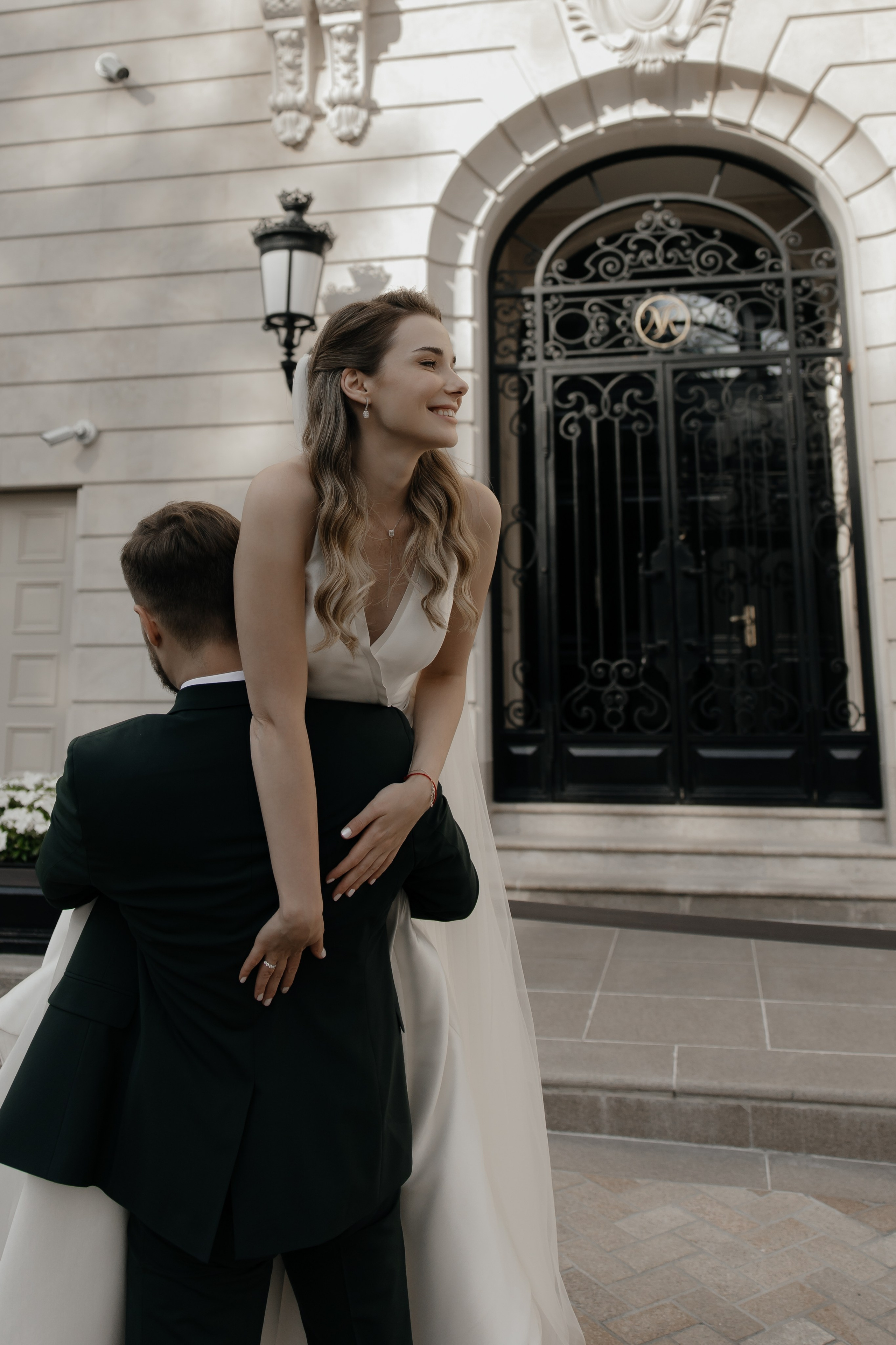 10.08.2024. RETOUCH-HOUSE