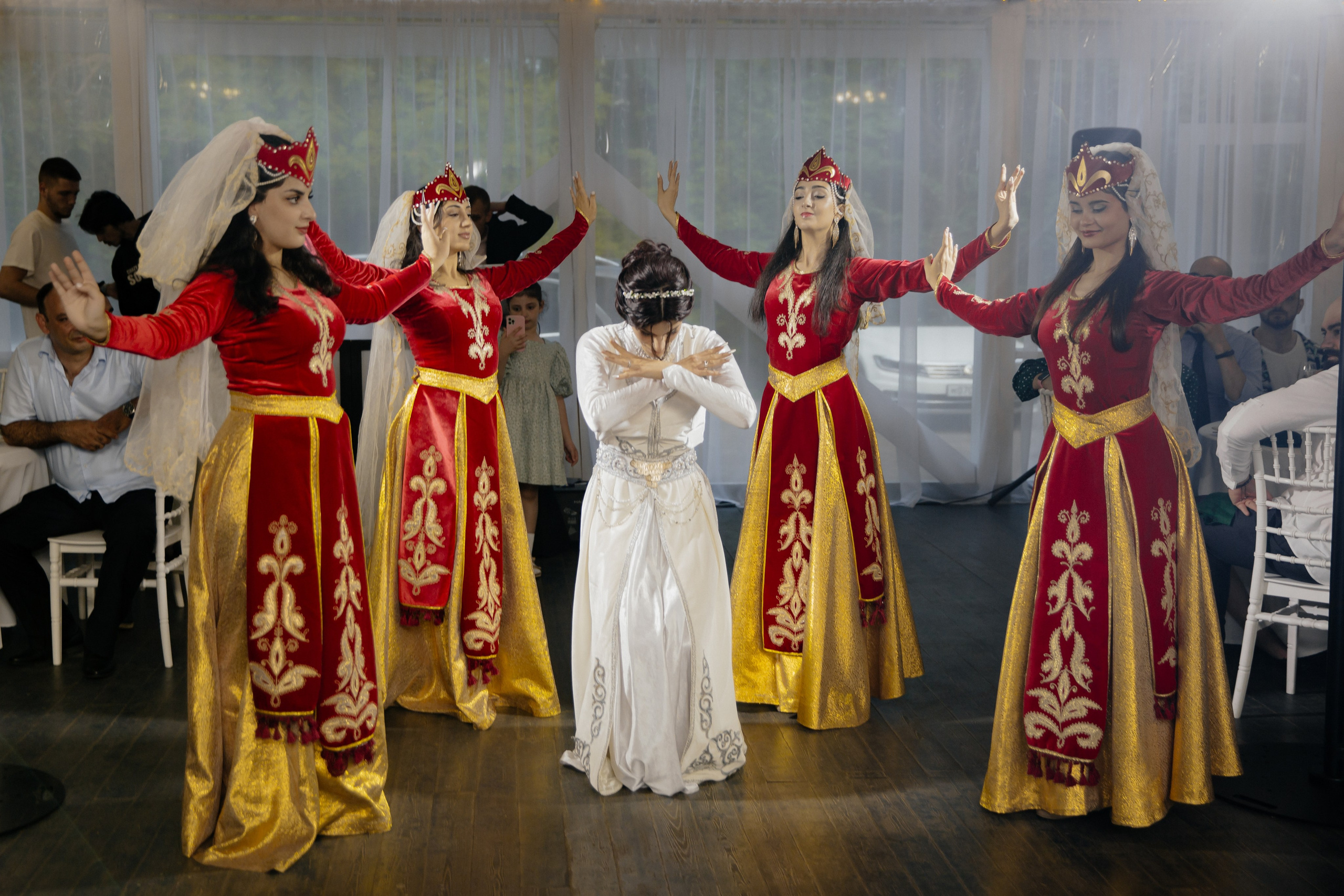 16.06.2024. RETOUCH-HOUSE