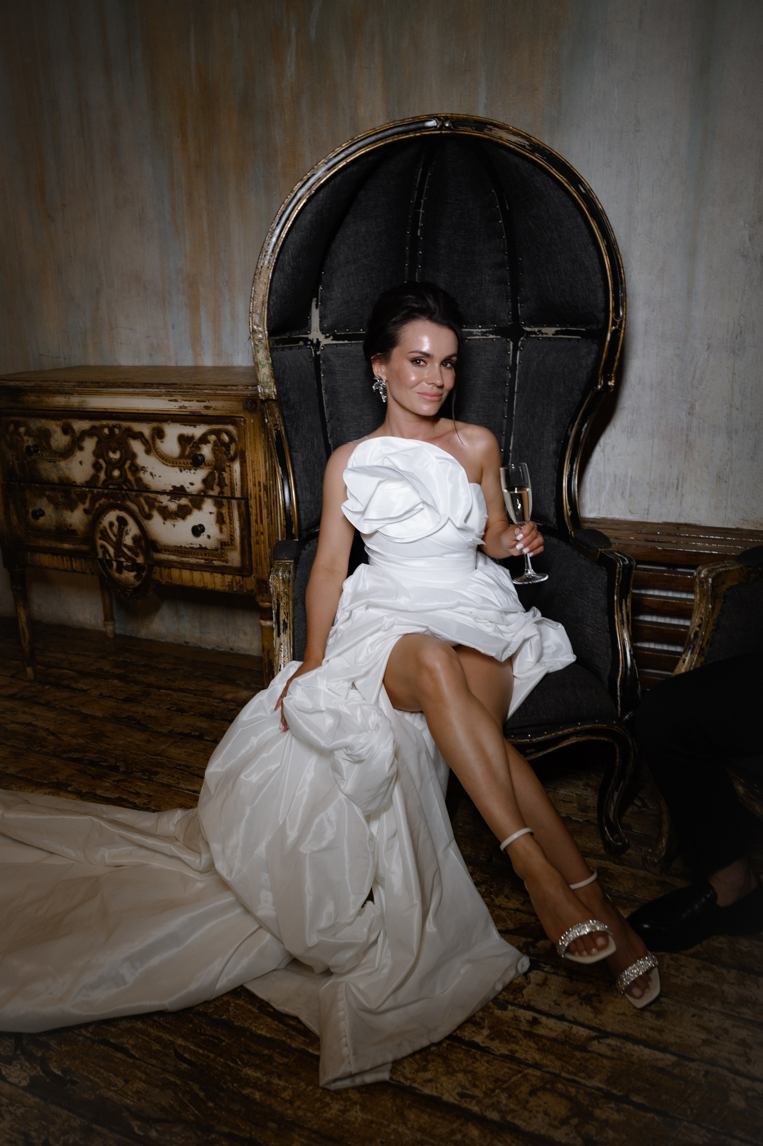 23.08.2024. RETOUCH-HOUSE