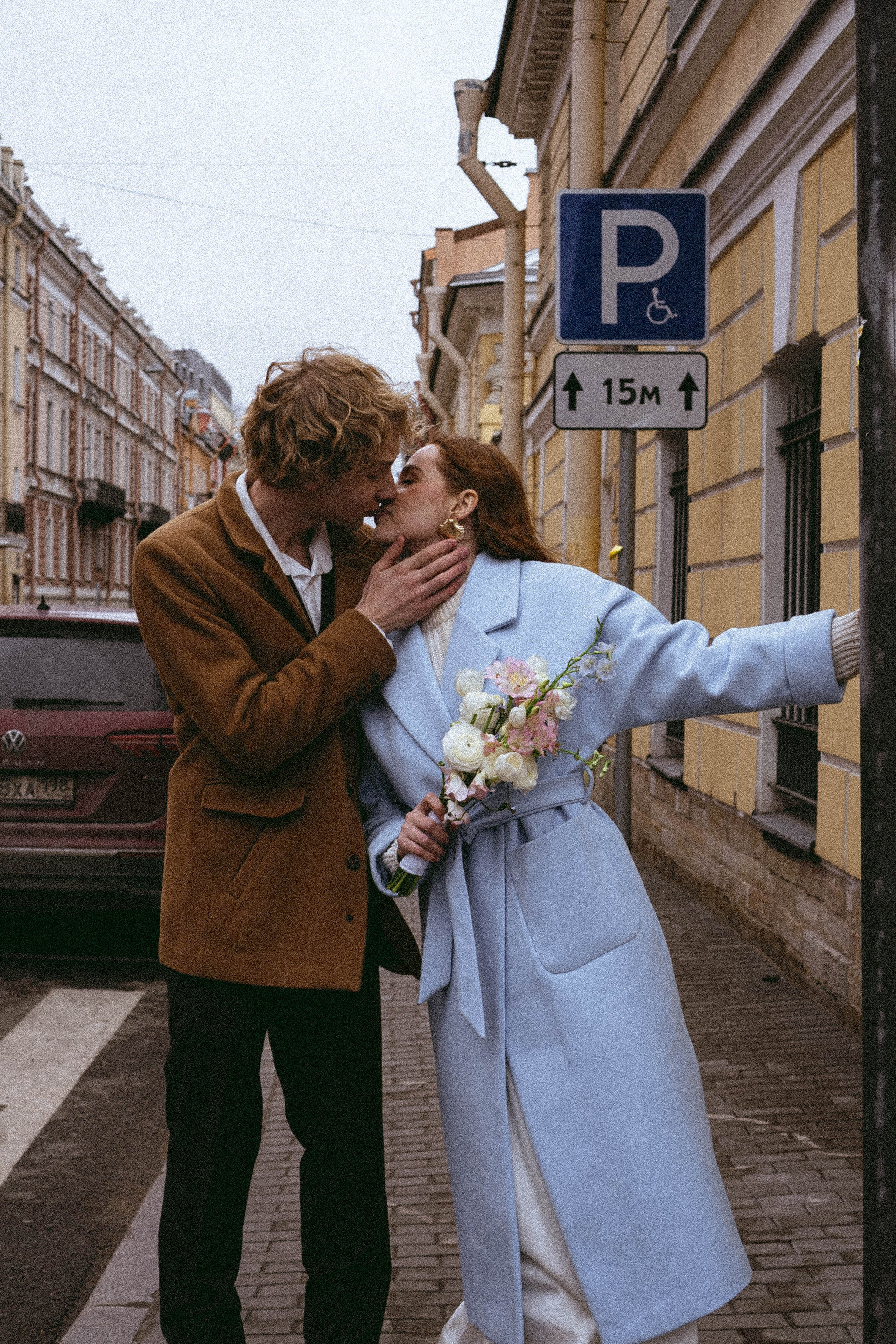 СВАДЕБНАЯ ПРОГУЛКА ПО ПЕТРОГРАДКЕ ВЕСНОЙ (ФОТОСЕССИИЯ ПАРЫ СВАДЕБНАЯ). Профессиональный фотограф, Санкт-Петербург — Виктория Богомолова