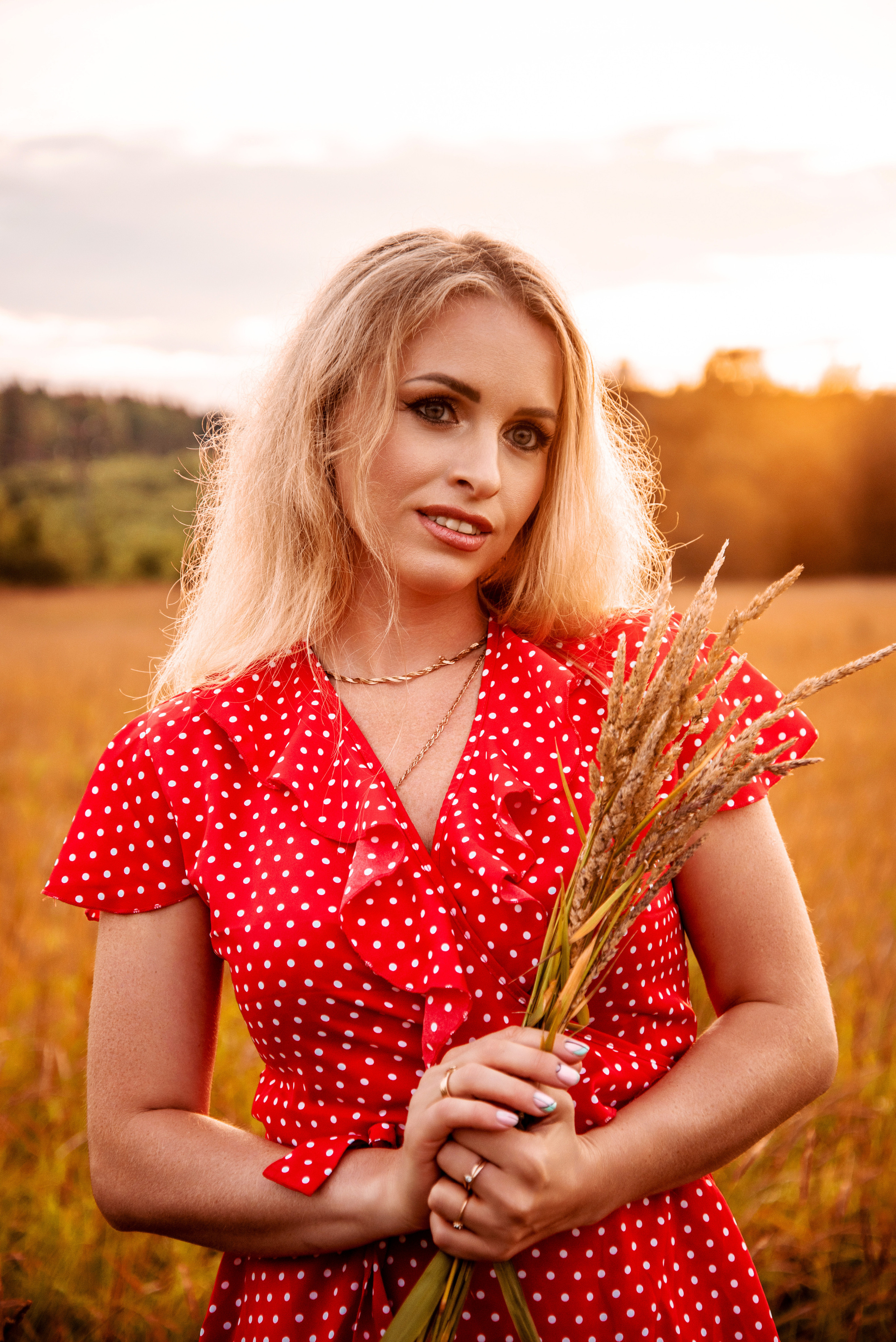 Закатная съемка Ани. Фотограф в Петрозаводске BellaDonna