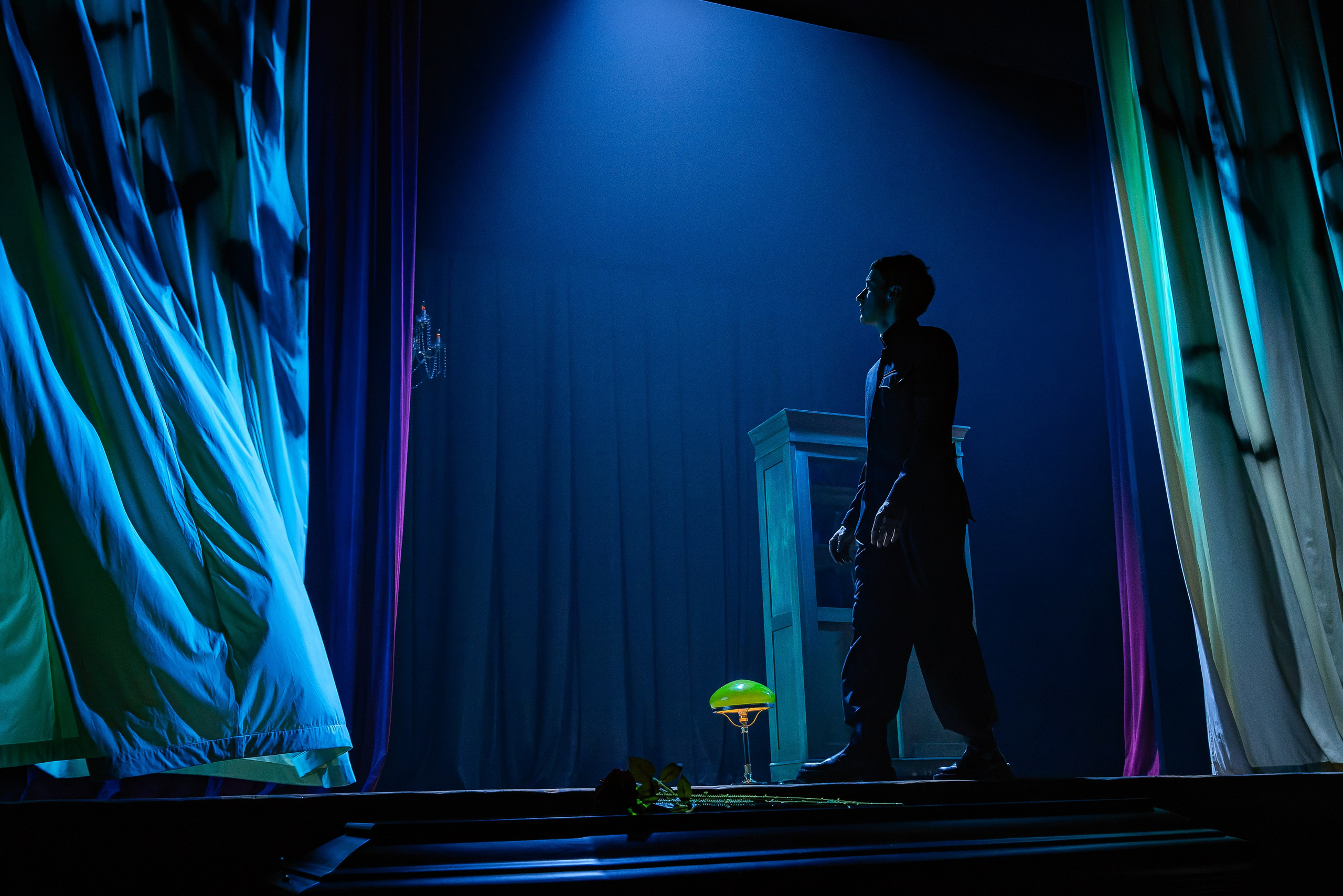 Гамлет, театр на Таганке, реж. Мурат Абукалтинов. Фотограф и режиссер Московко Екатерина