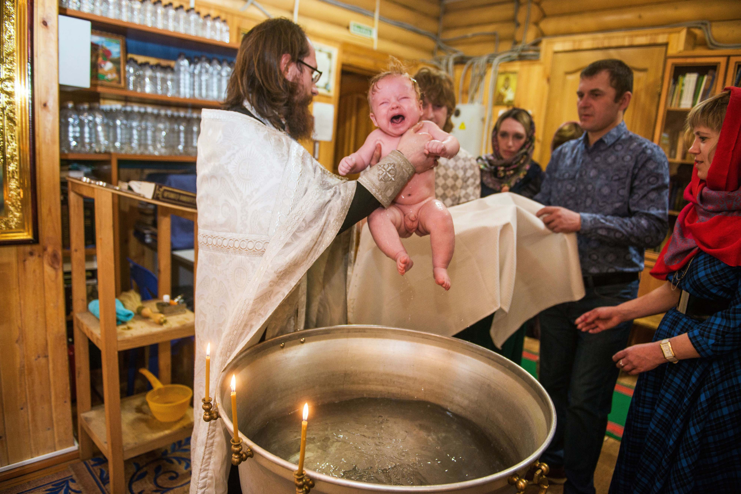 15.04.2018 Крестины Платона. Свадебный фотограф на Урале Виктор Соколов