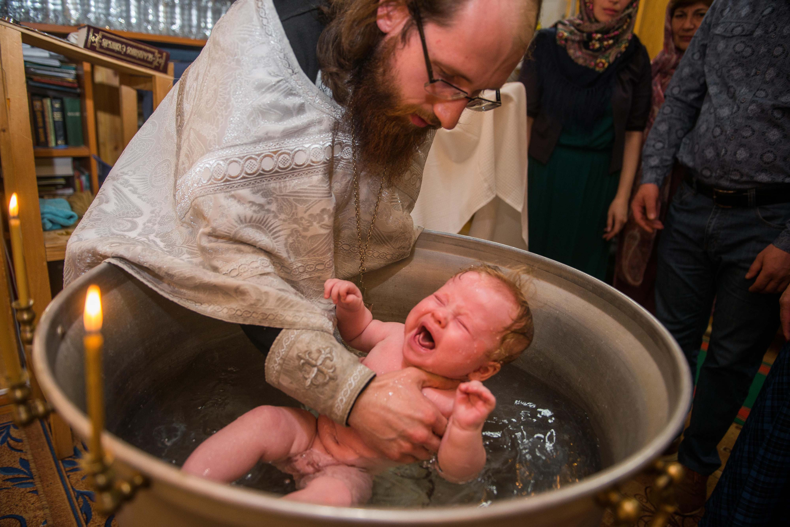 15.04.2018 Крестины Платона. Свадебный фотограф на Урале Виктор Соколов