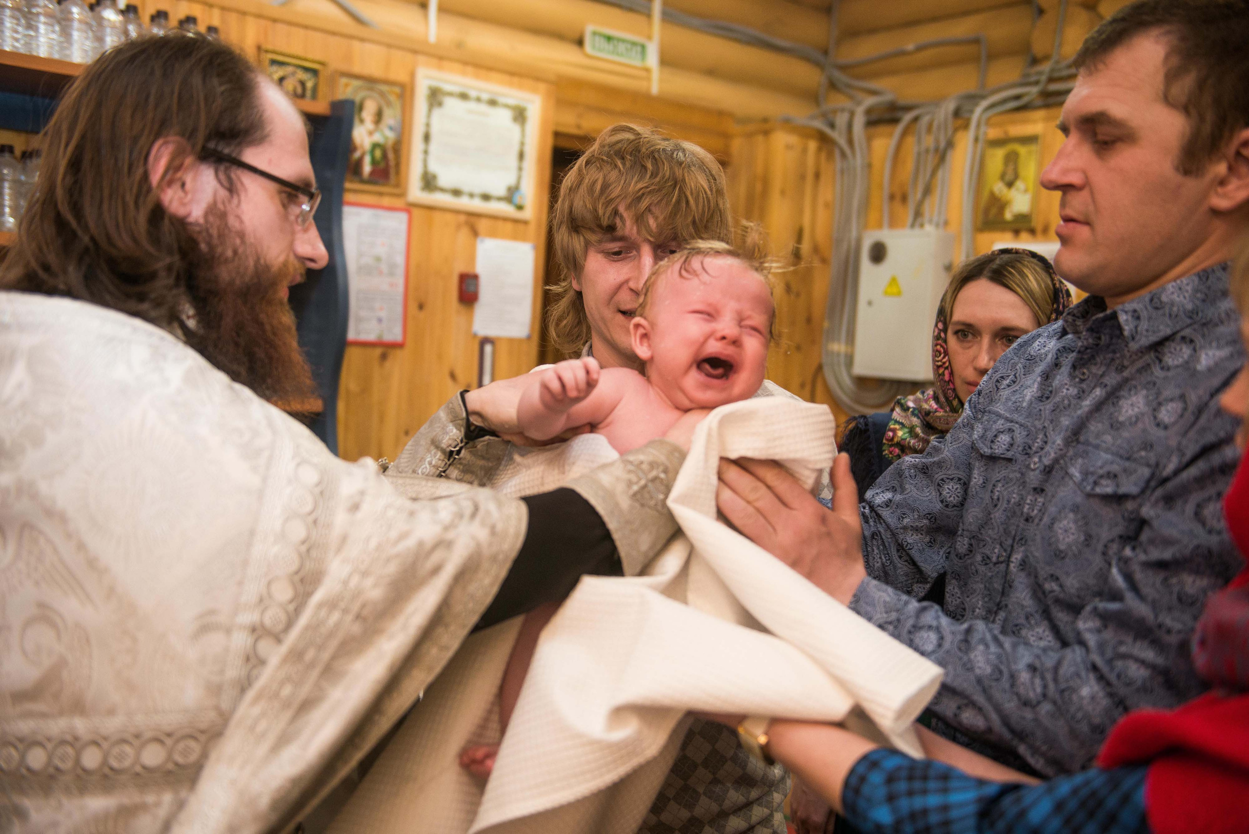 15.04.2018 Крестины Платона. Свадебный фотограф на Урале Виктор Соколов