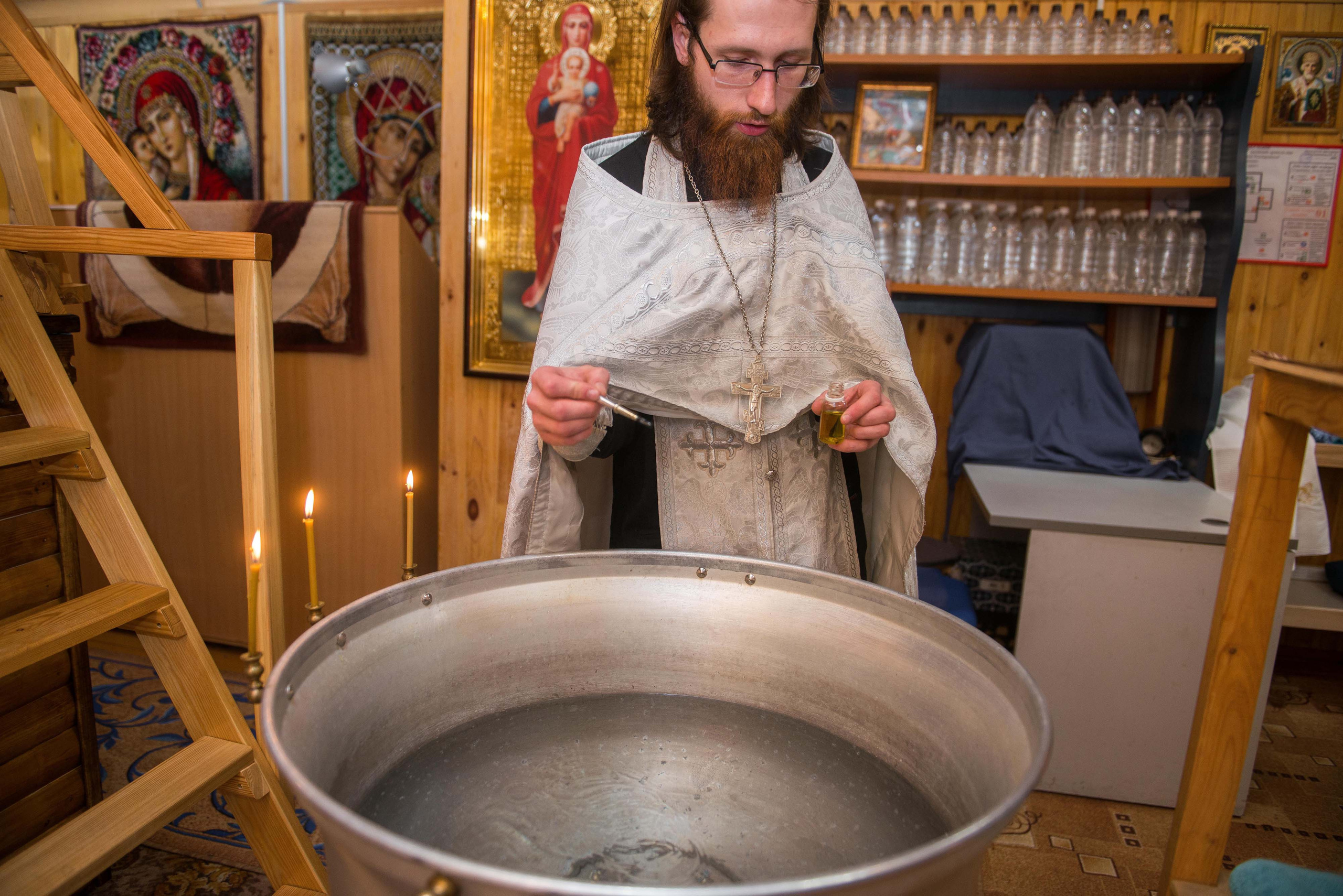 15.04.2018 Крестины Платона. Свадебный фотограф на Урале Виктор Соколов