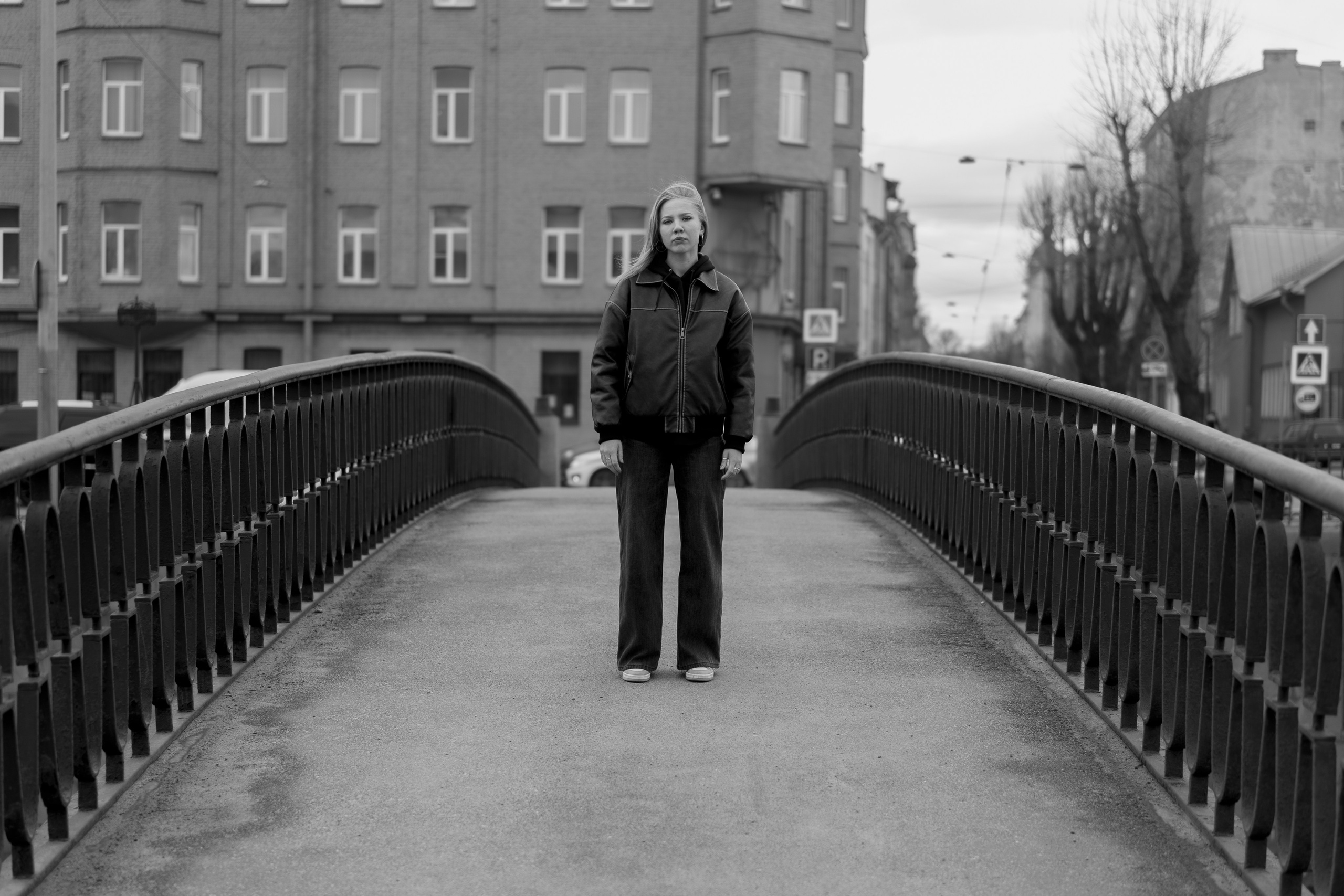 Прогулочная фотосессия по Обводному каналу. Виктория Спорова. Ваш портретный фотограф в Санкт-Петербурге