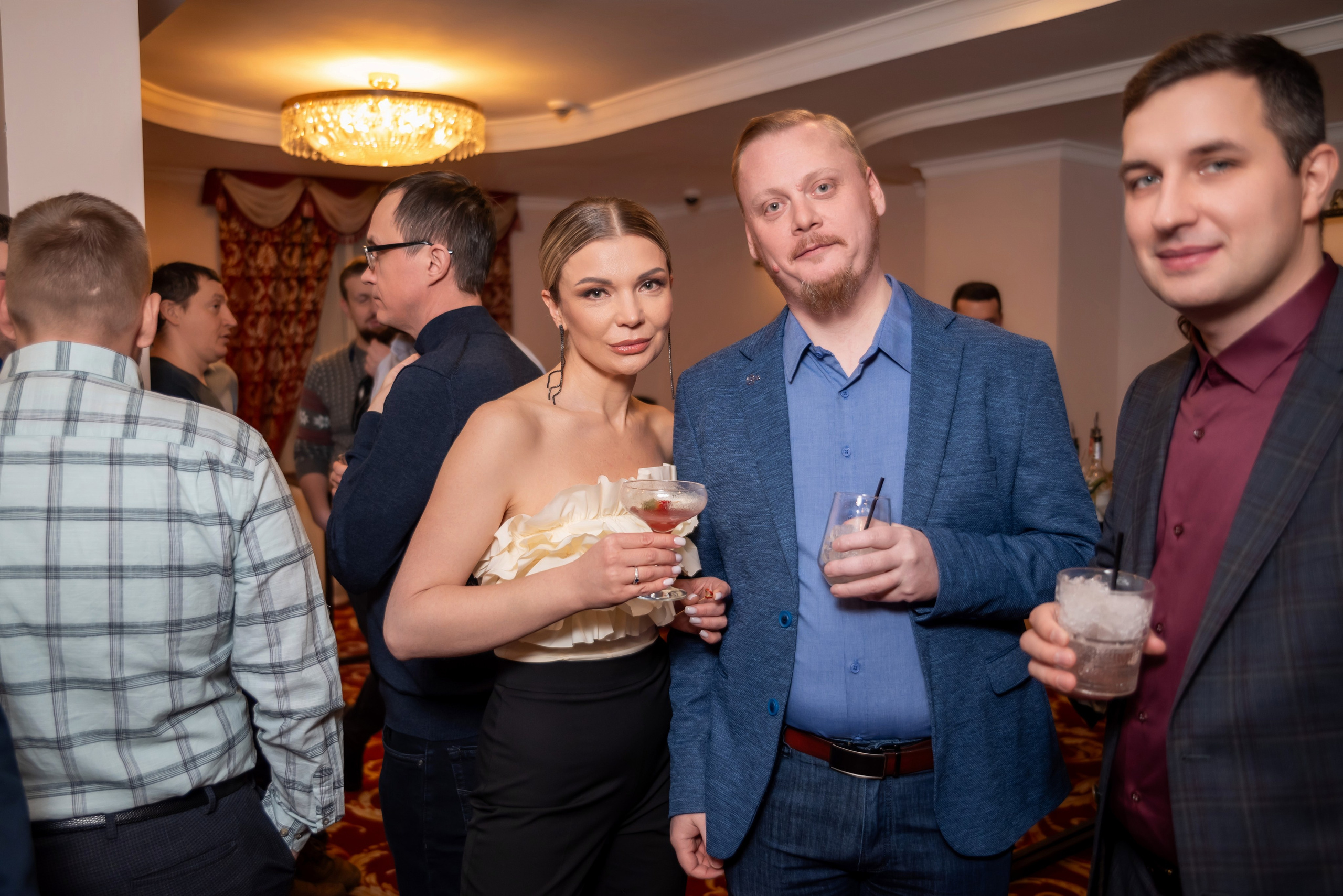 Diar. Свадебный и репортажный фотограф в Ярославле и Москве Алексей Миронов