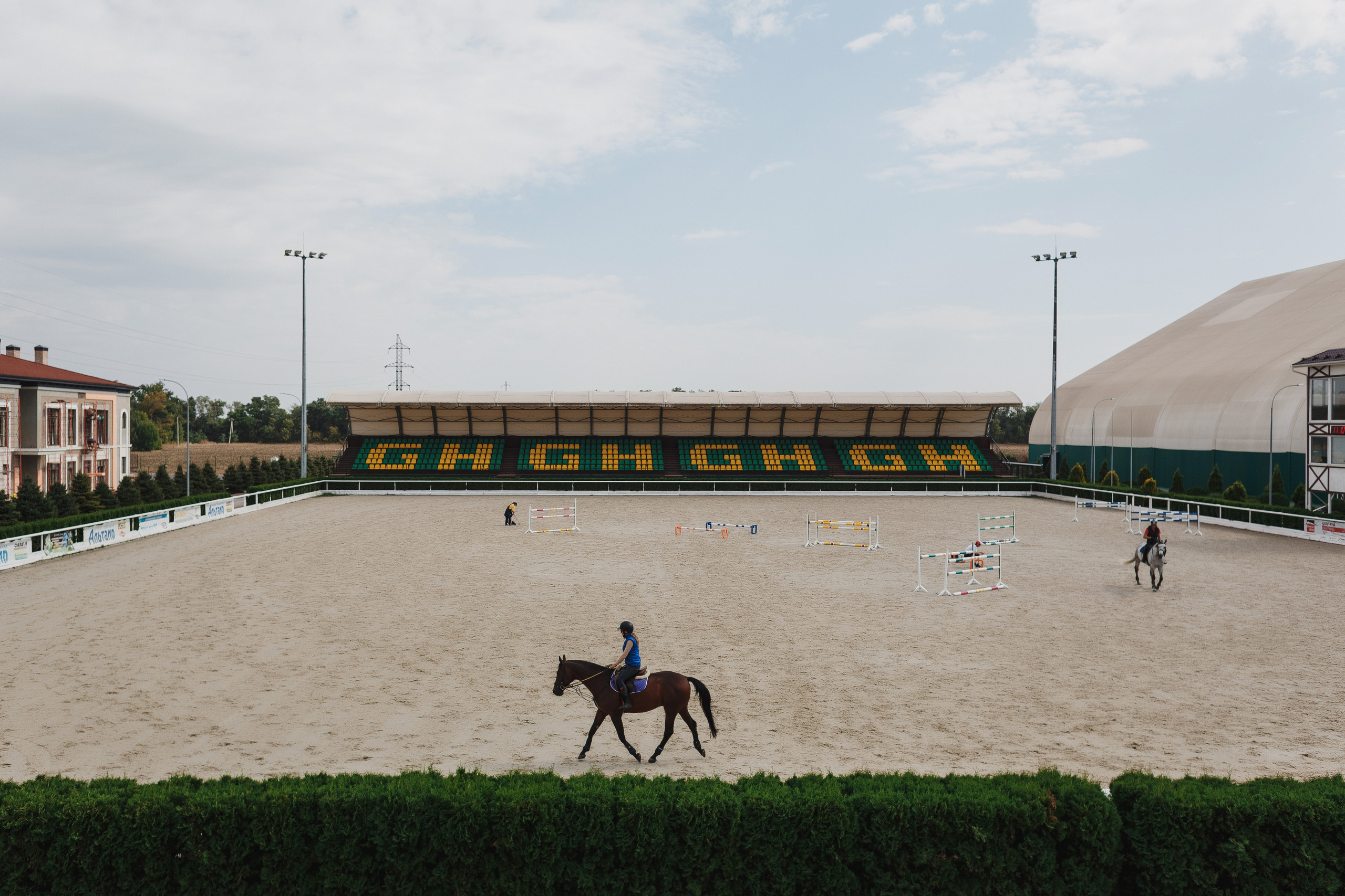 Свадьба Егора и Леры в Golden Horse — запечатление лучших моментов. Свадебный и семейный фотограф в Таганроге Бакарюк Антон