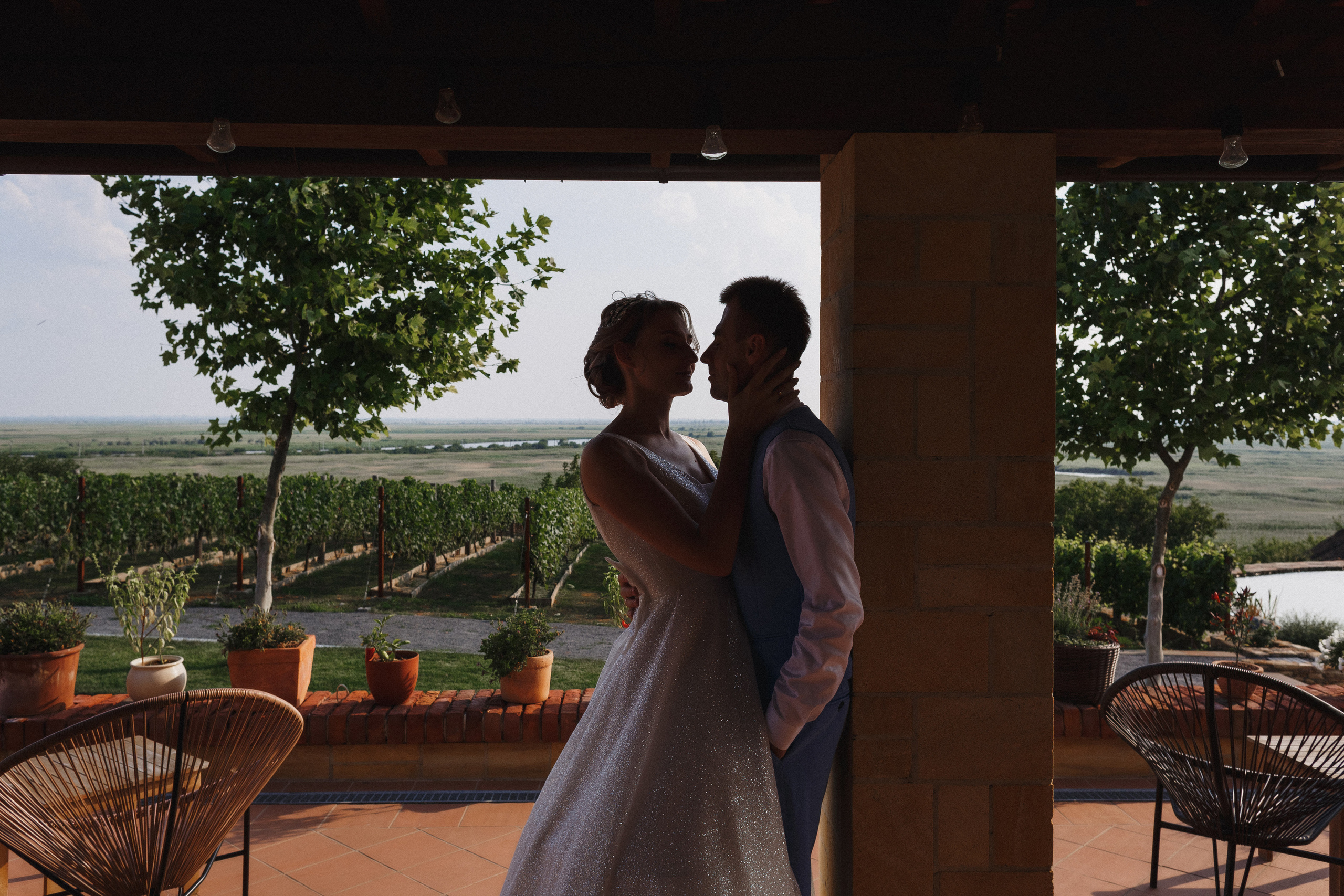 Анонс свадебной прогулки Кирилла и Виктории. Свадебный и семейный фотограф в Таганроге Бакарюк Антон