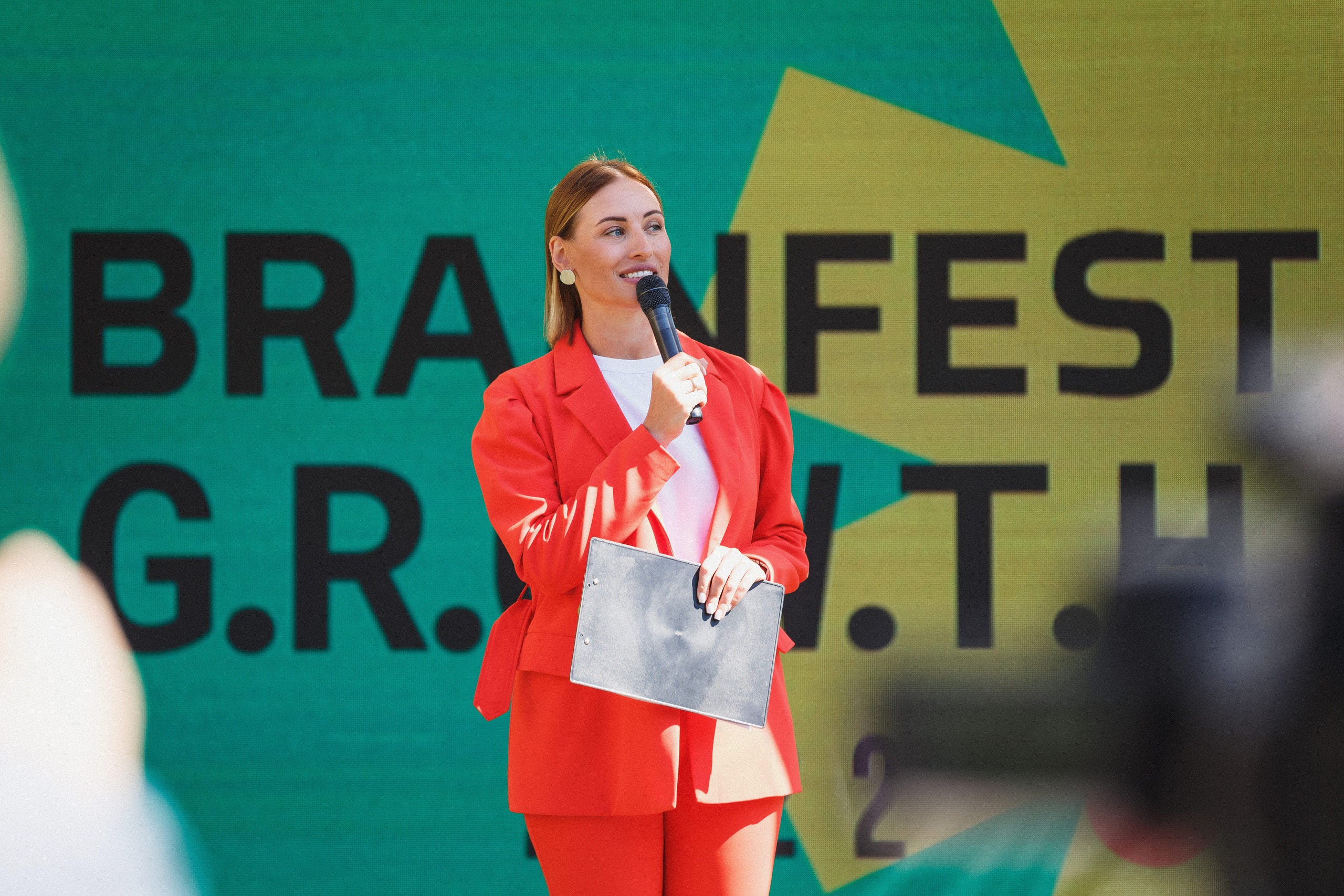 Атмосфера BRAINFEST: Фотографии фестиваля в Приморском парке Таганрога. Свадебный и семейный фотограф в Таганроге Бакарюк Антон