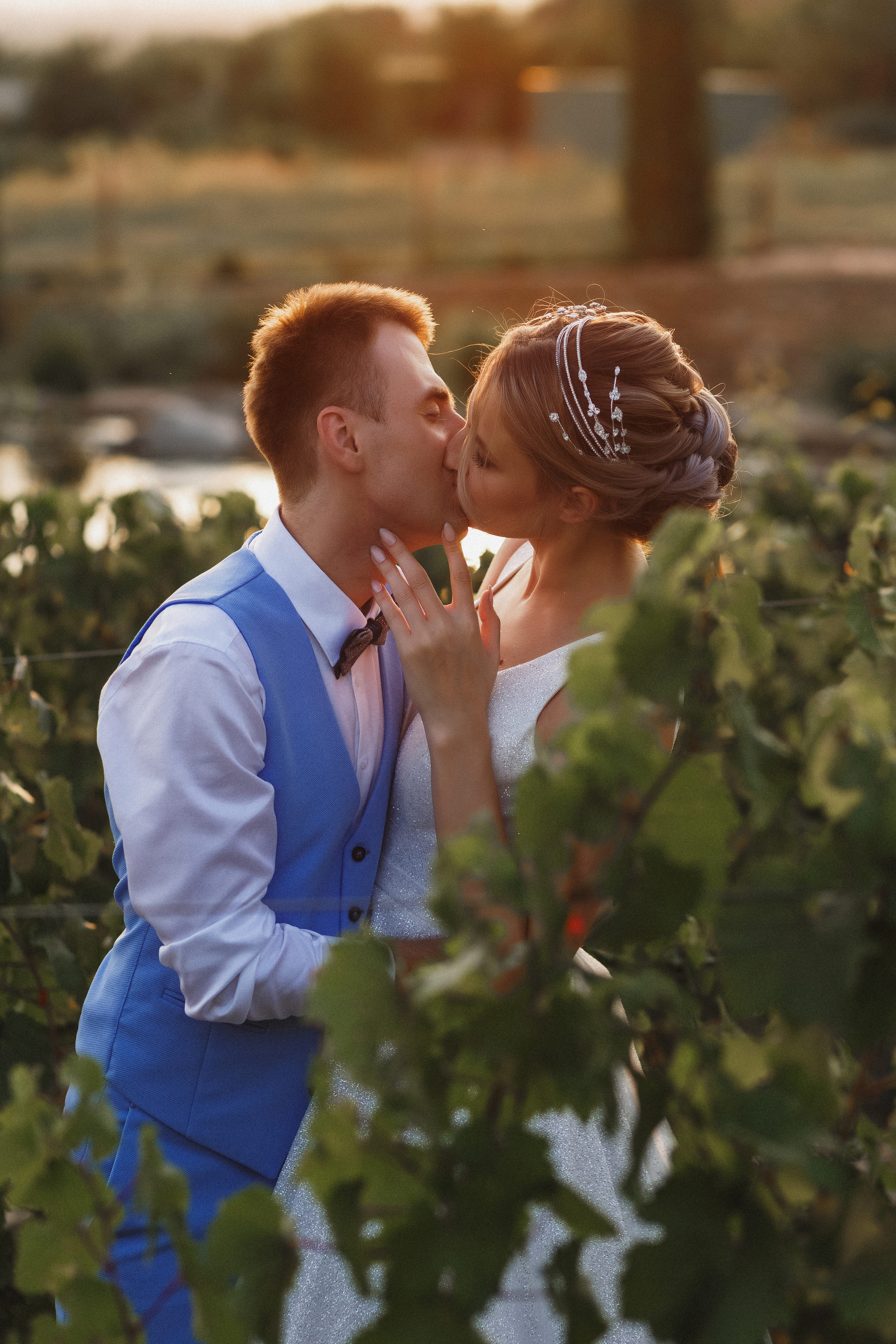 Анонс свадебной прогулки Кирилла и Виктории. Свадебный и семейный фотограф в Таганроге Бакарюк Антон