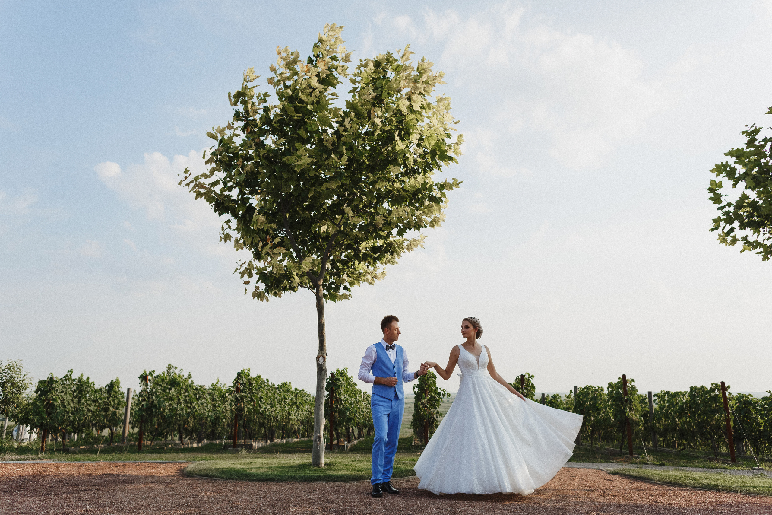 Анонс свадебной прогулки Кирилла и Виктории. Свадебный и семейный фотограф в Таганроге Бакарюк Антон