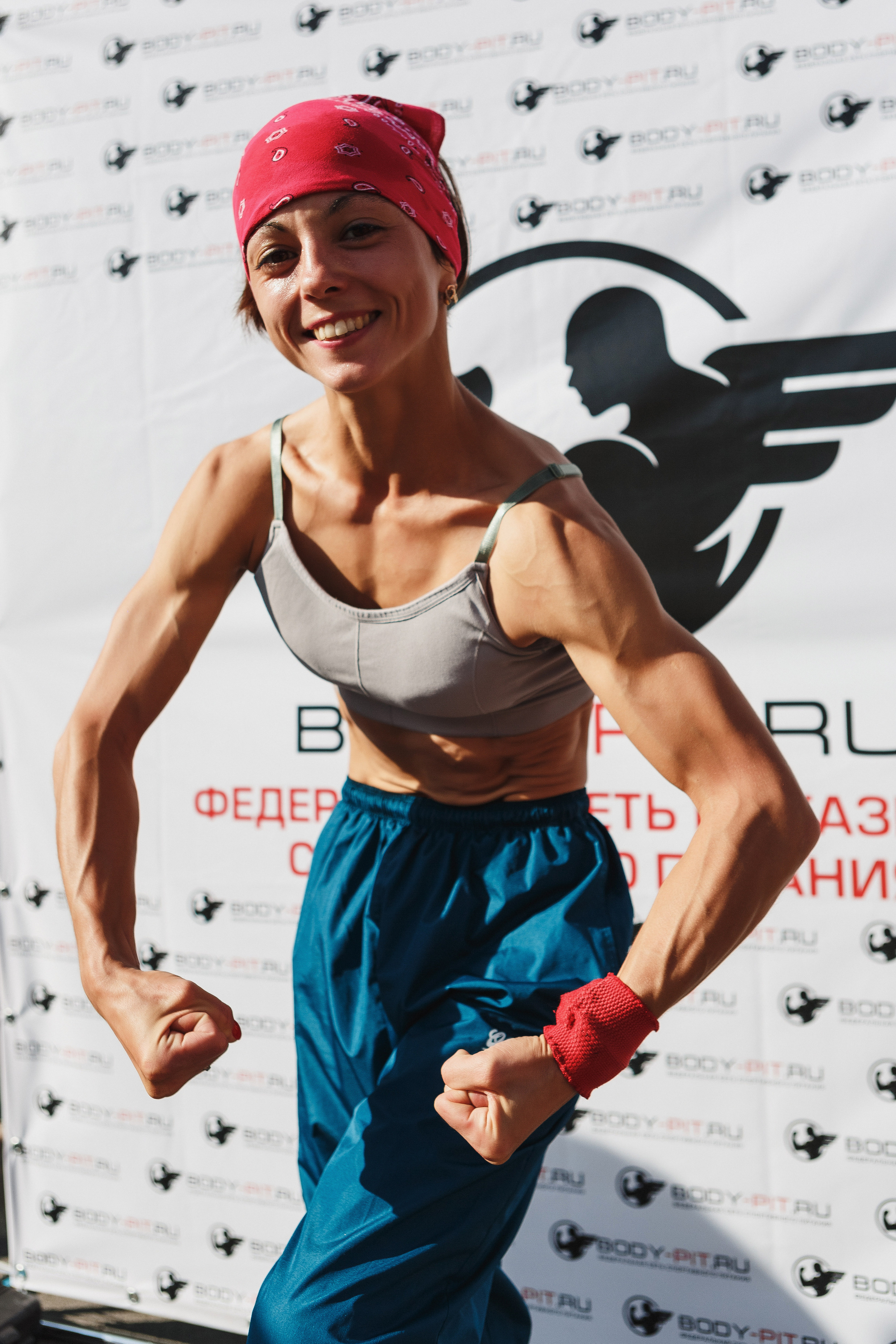 Открытие Body Pit в Таганроге: Репортажные фото, впечатления и обзор. Свадебный и семейный фотограф в Таганроге Бакарюк Антон