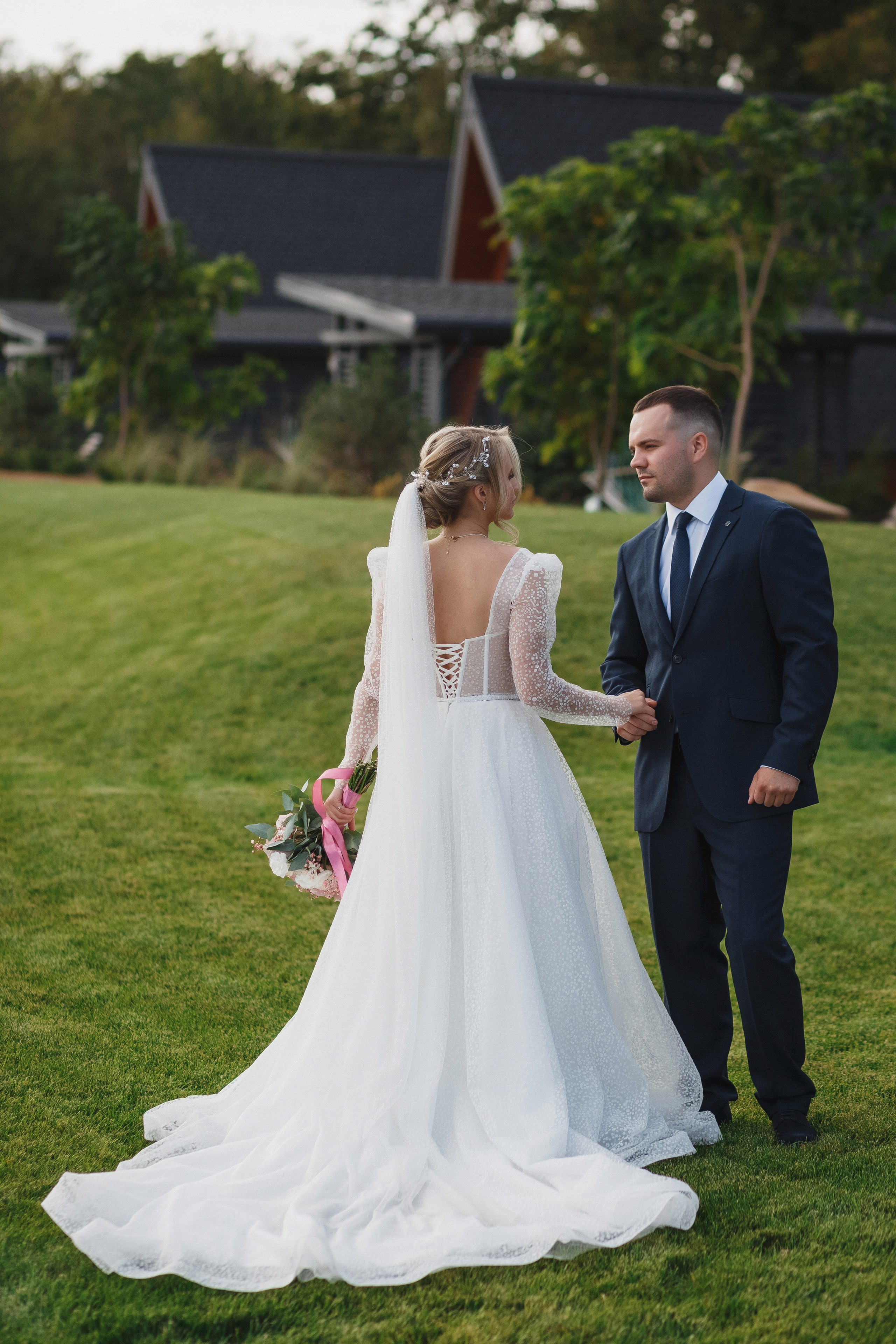 Свадьба Егора и Леры в Golden Horse — запечатление лучших моментов. Свадебный и семейный фотограф в Таганроге Бакарюк Антон