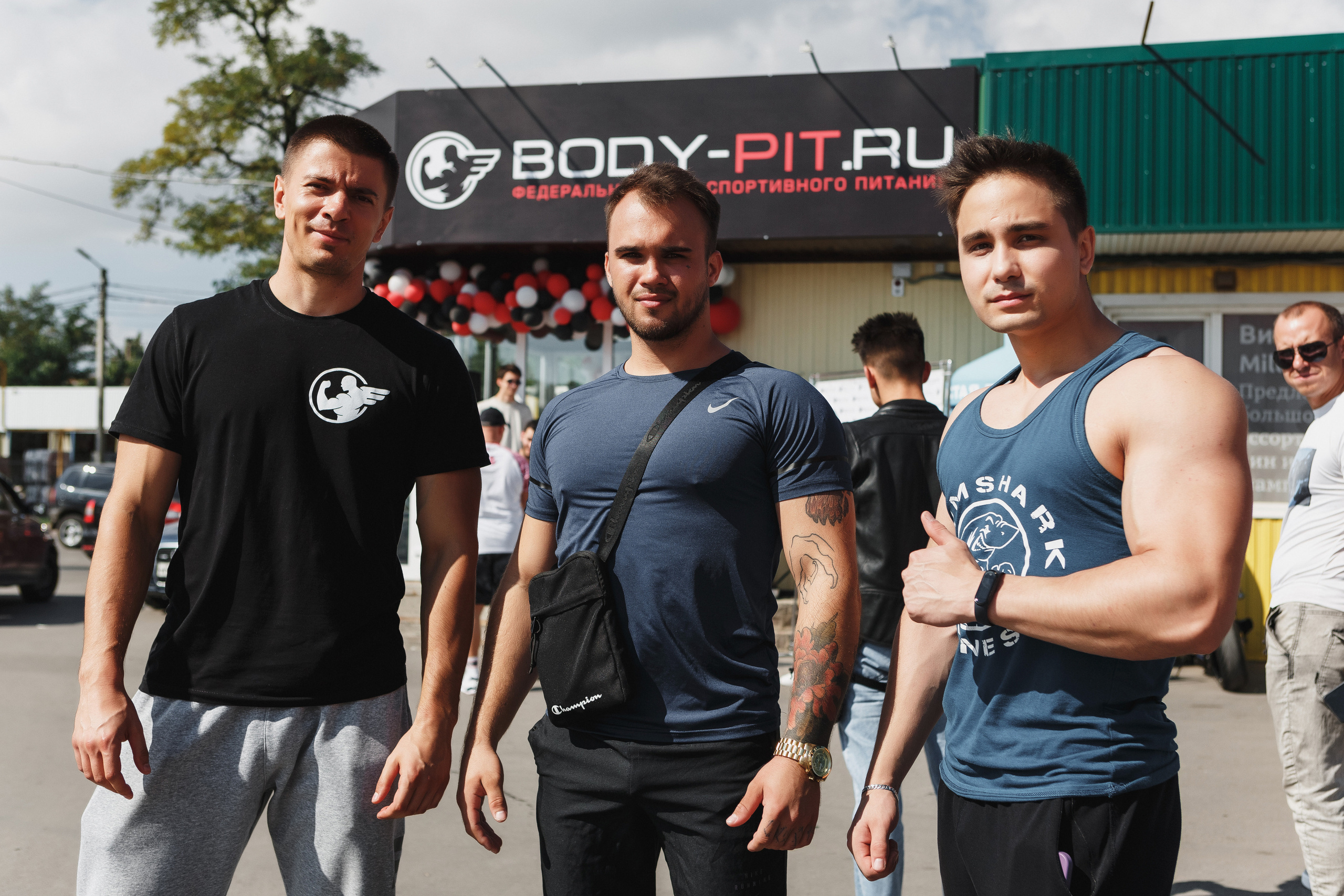 Открытие Body Pit в Таганроге: Репортажные фото, впечатления и обзор. Свадебный и семейный фотограф в Таганроге Бакарюк Антон