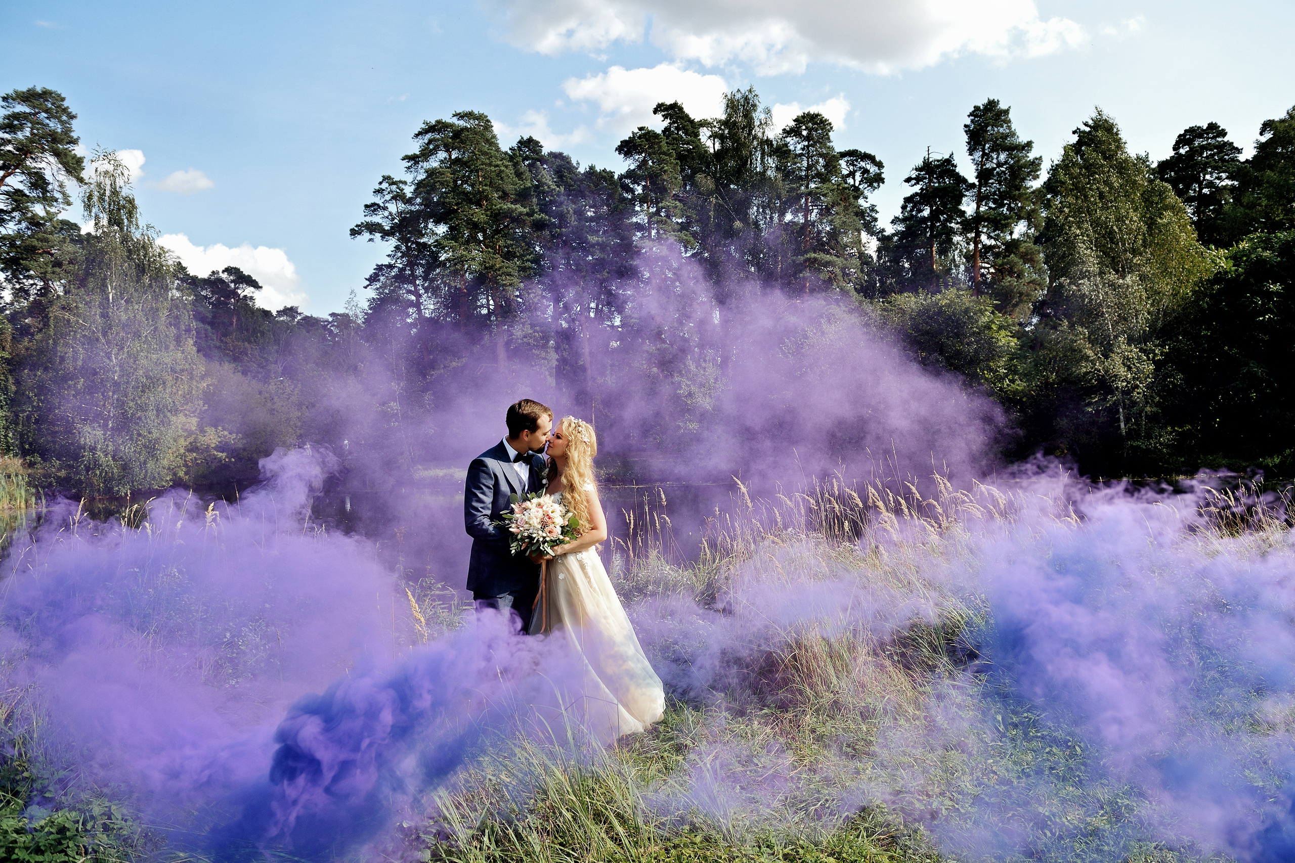 свадебная фотосессия серебряный бор, выездная фотосессия, серебряный бор, цветной дым