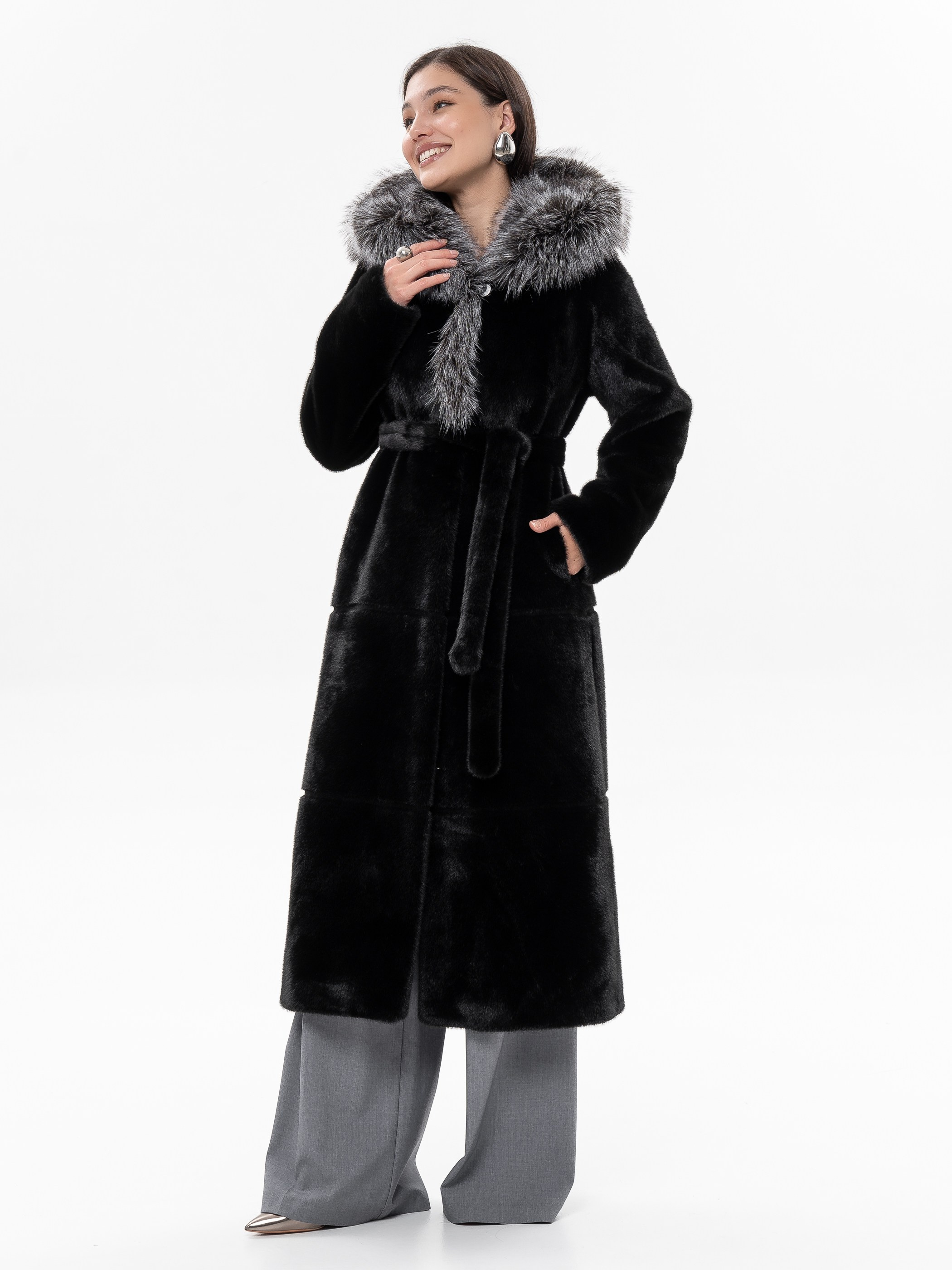 Верхняя одежда. Фотограф Ирина Козлова