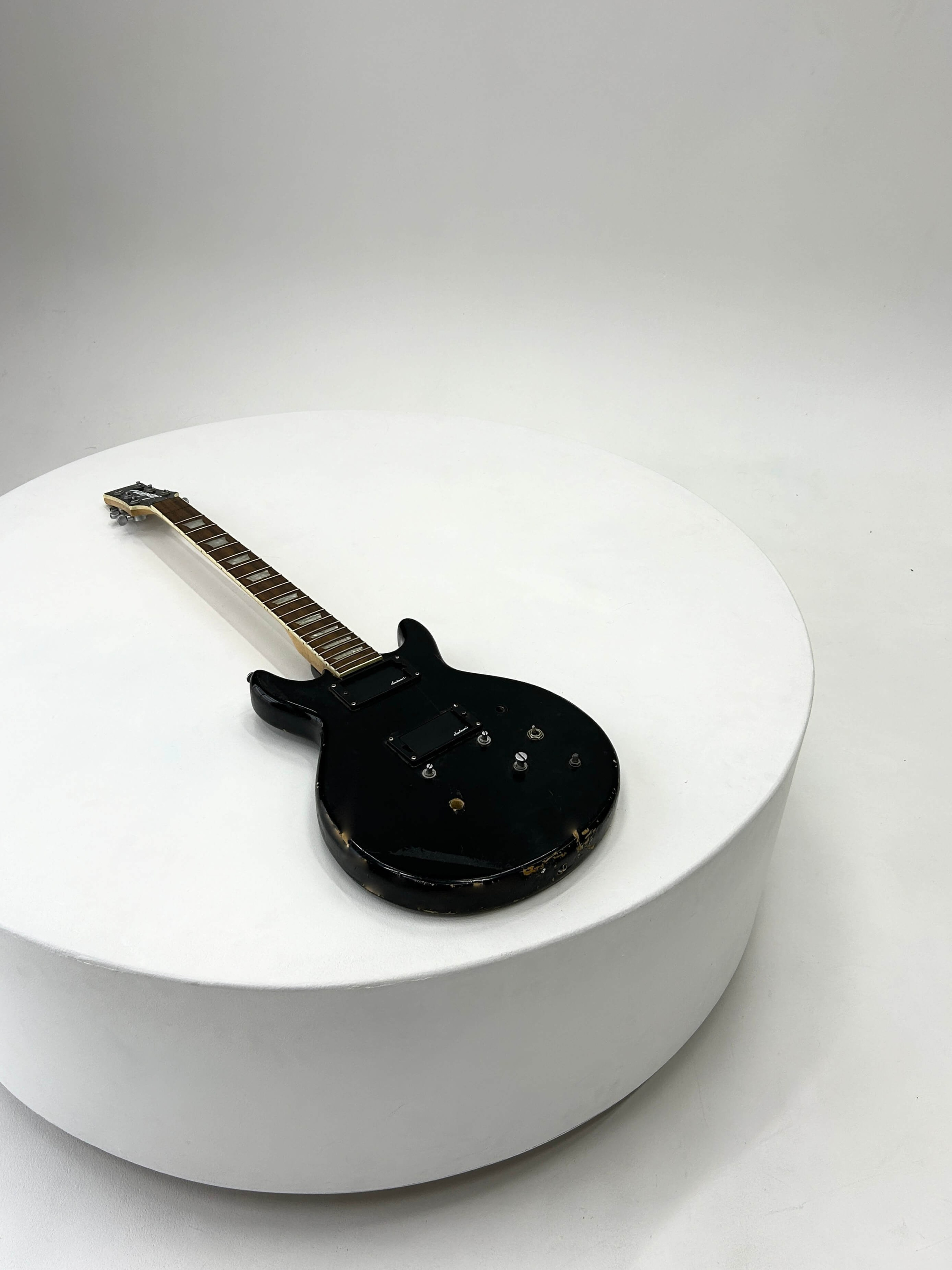 Современное оборудование в нашей студии и очень много реквизита. Фотостудия LUNA — аренда циклорамы и фотозон в Екатеринбурге