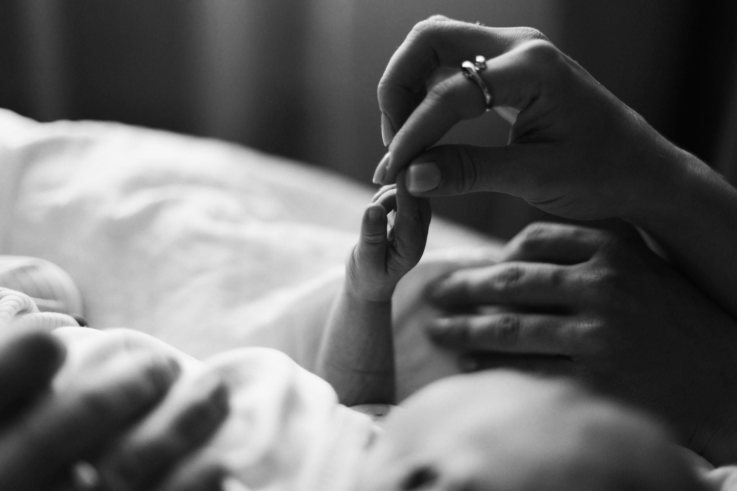 Съемка в первые недели жизни в атмосфере любви и тепла в Челябинске. Семейный фотограф, фотограф на роды в Челябинске Калистратова Кристина