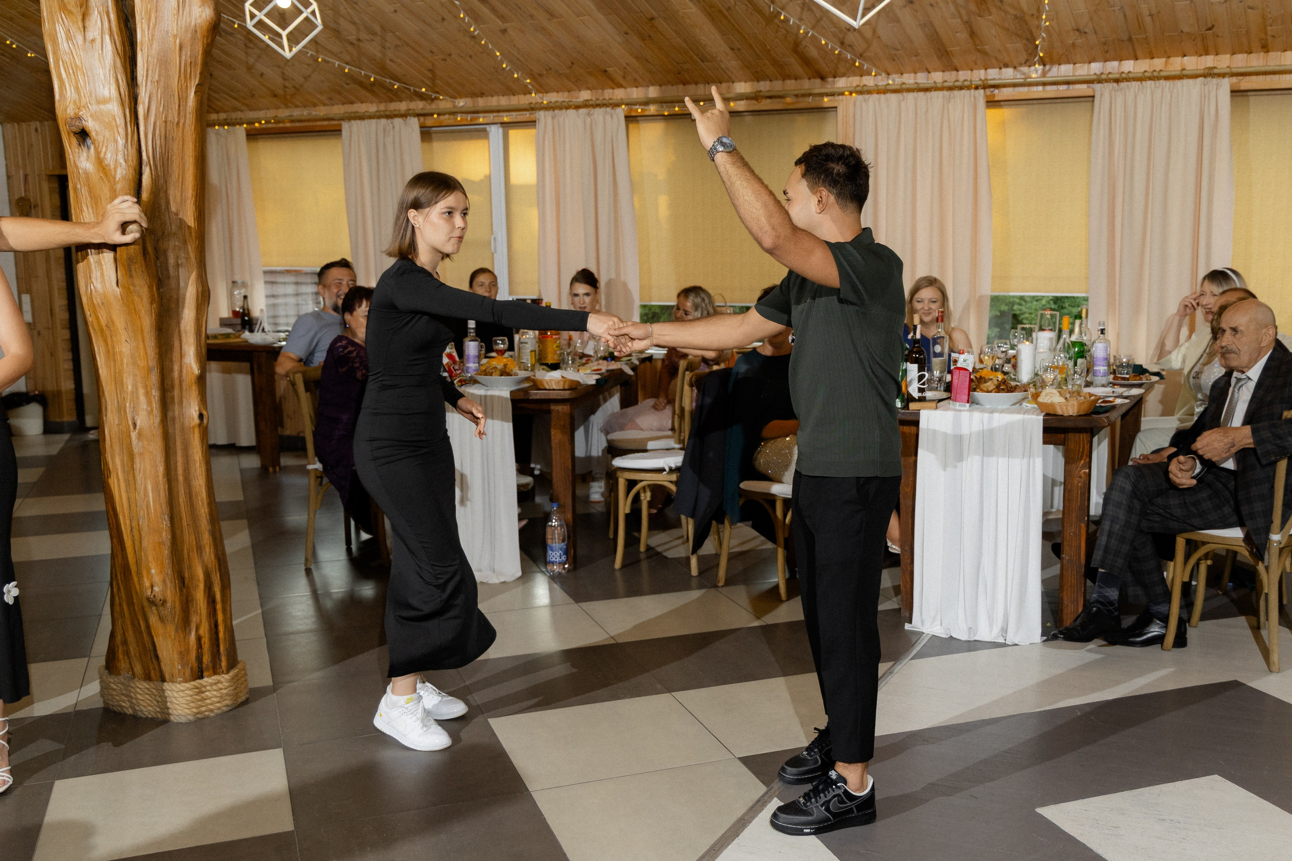 Свадебная фотосессия в агроусадьбе Лабодянка в Минске. Свадебный фотограф в Минске/Беларуси Сергей Спиридонов