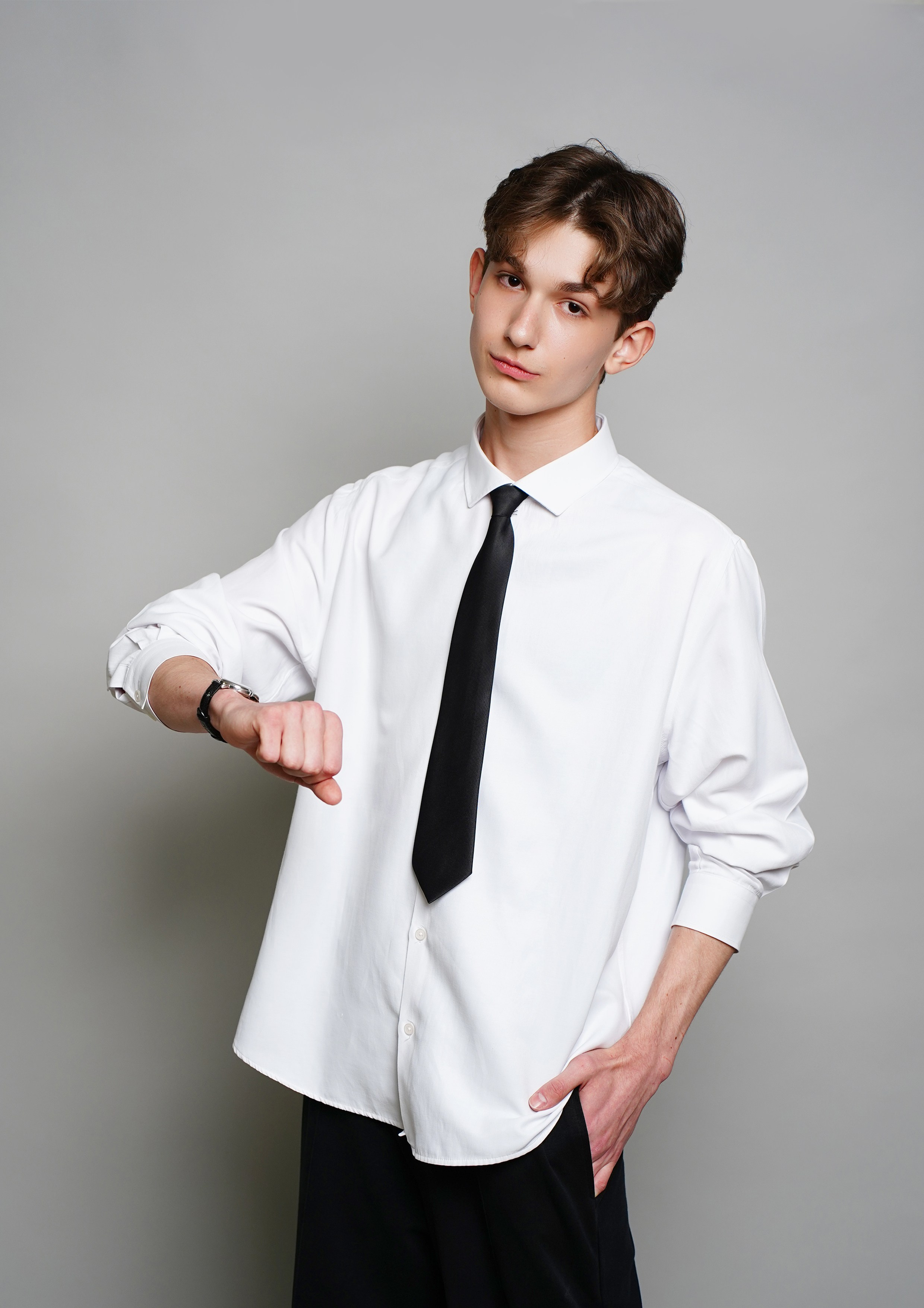 Образы. MEMENTO.Выпускные альбомы, школьные, юбилейные и другие книги. Ростов-на-Дону