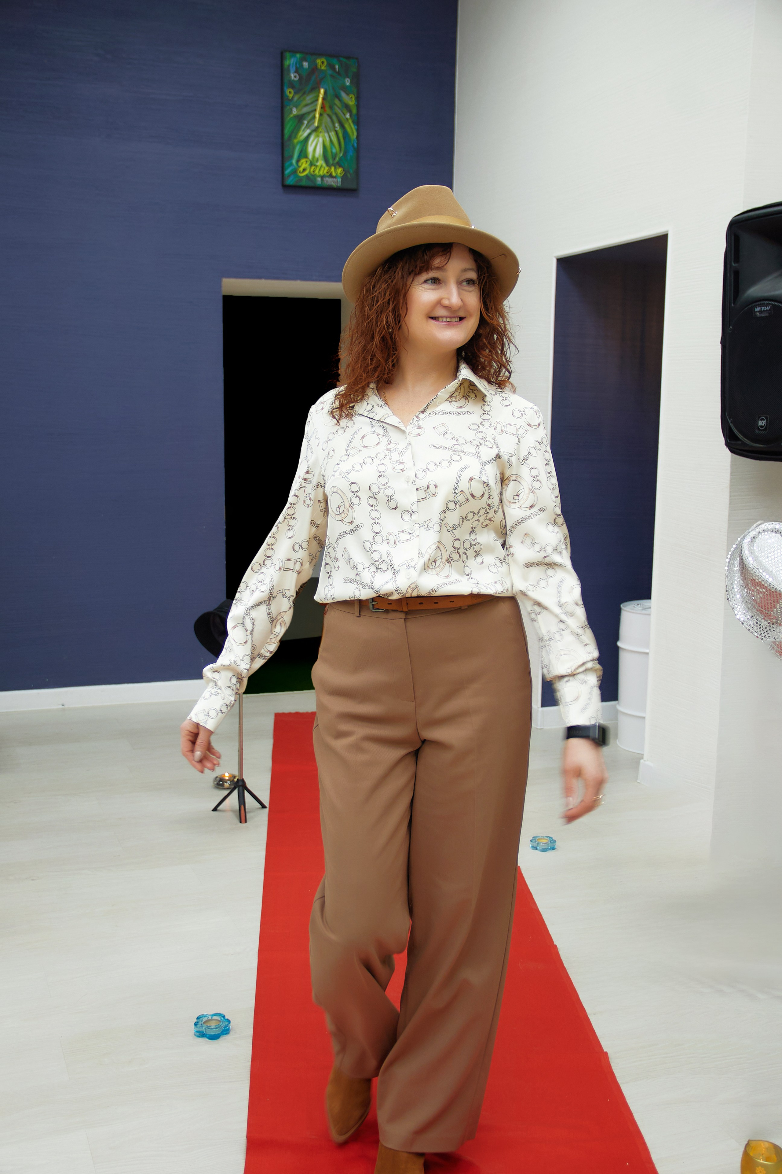 Творческий вечер «Дама в шляпе». Фотограф в Смоленске Ася Польшина