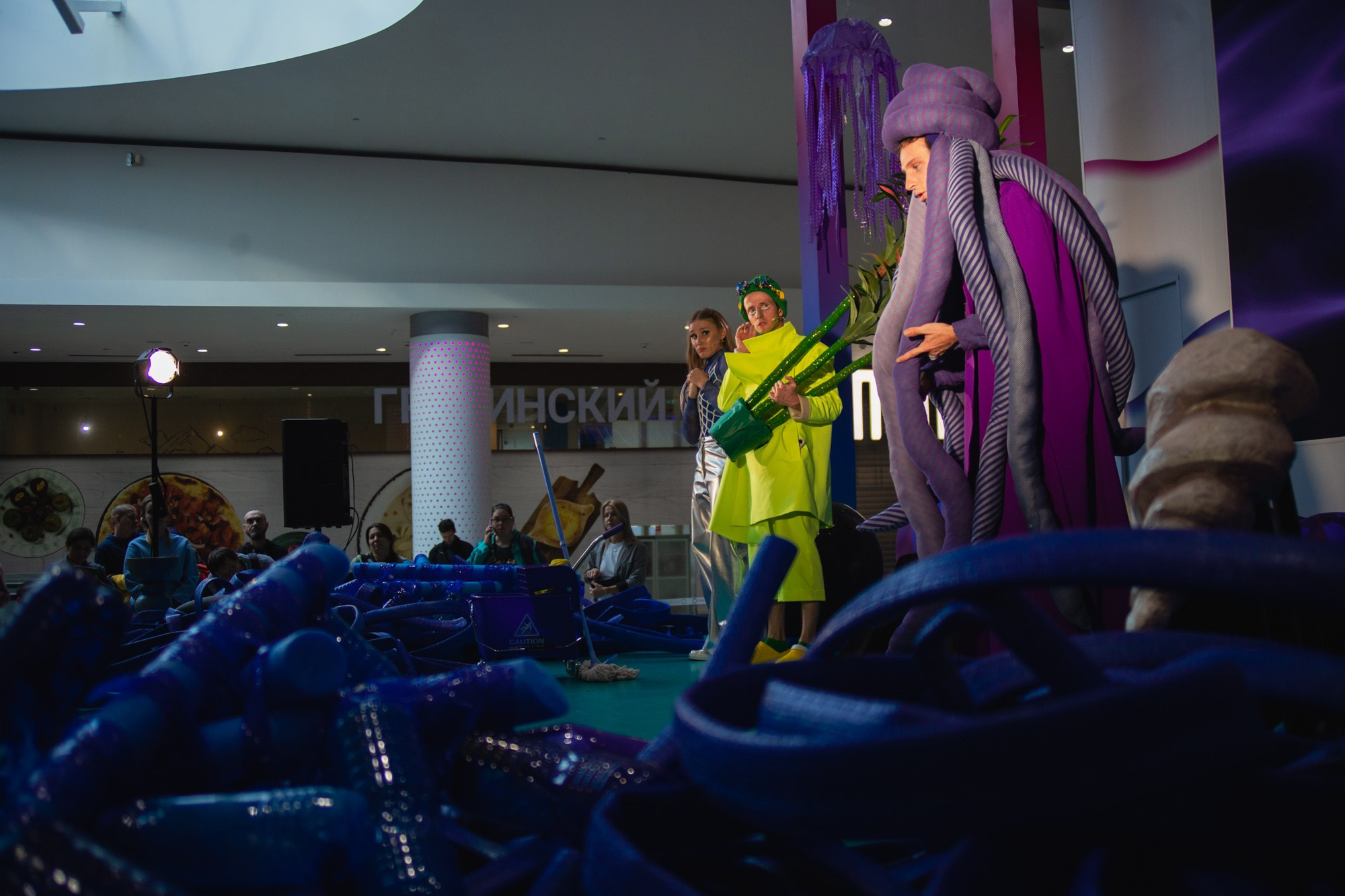 Сказка в ТЦ Океания. Репортажный и концертный фотограф в Москве Анастасия Осень