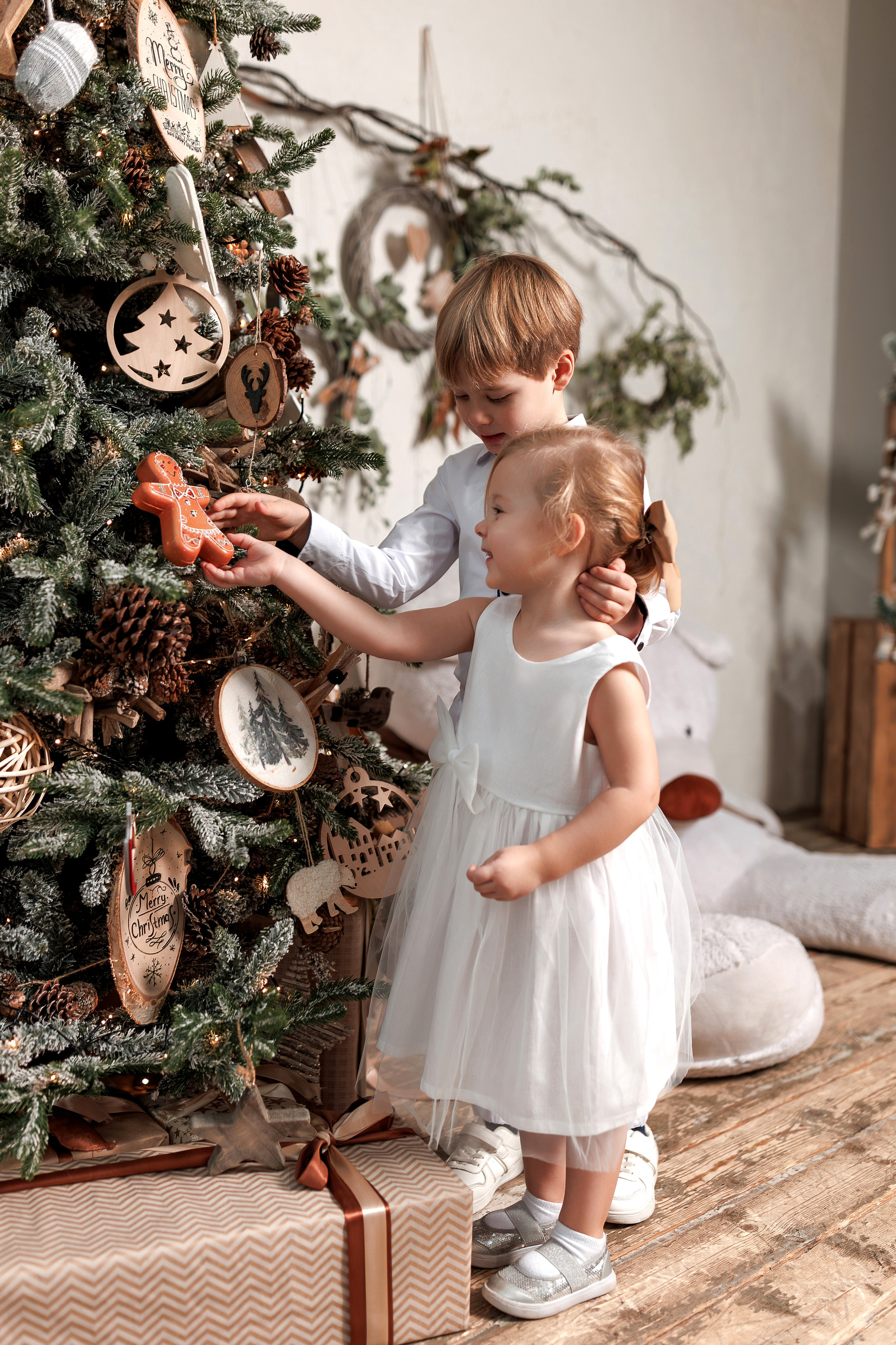 Новогодняя семейная фотосессия в студии FAMOUS (на Павелецкой). Свадебный и семейный фотограф в Москве и МО Елена Агапова