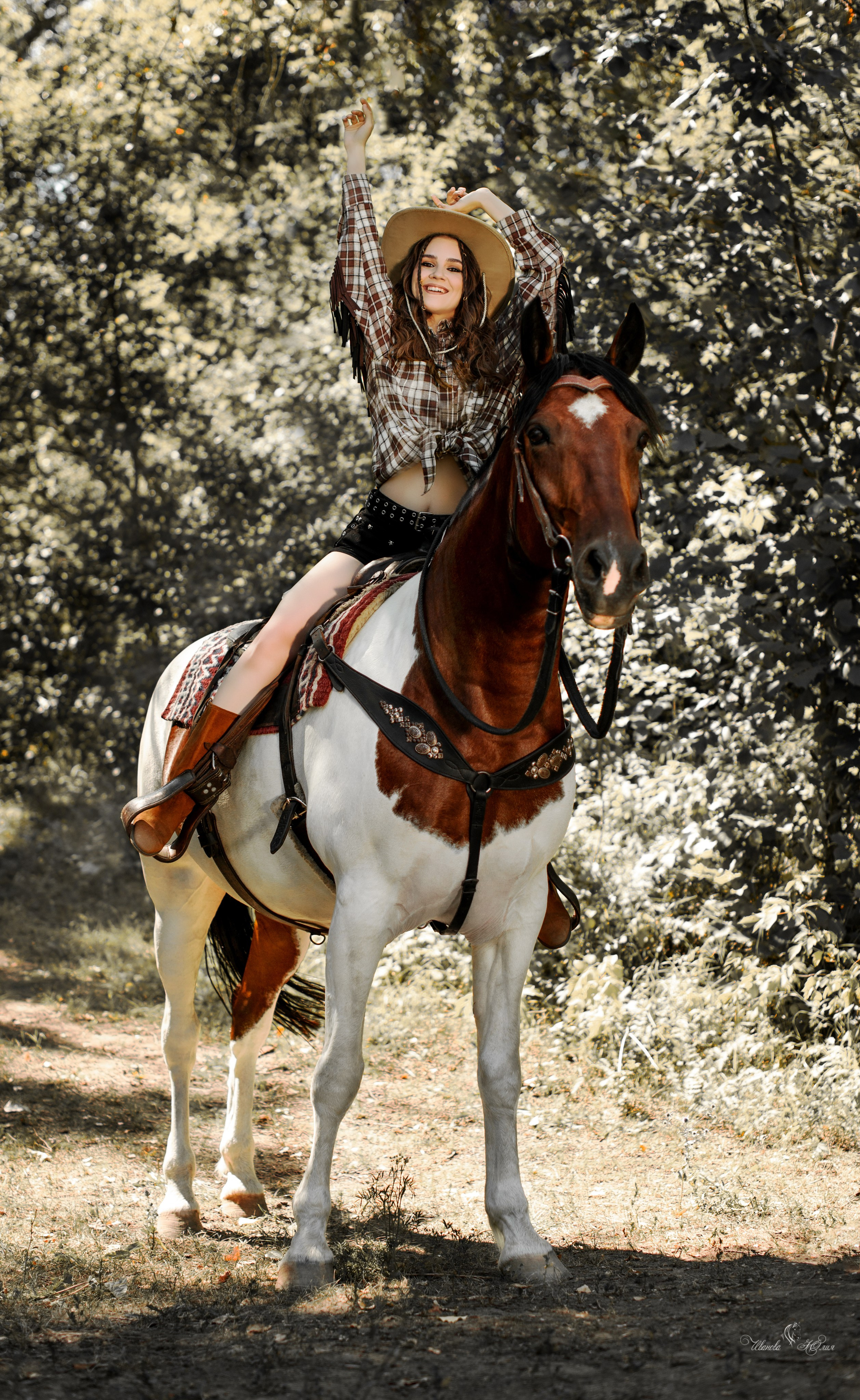 Надежда и Майя. Конный фотограф в Саратове Юлия Иванова