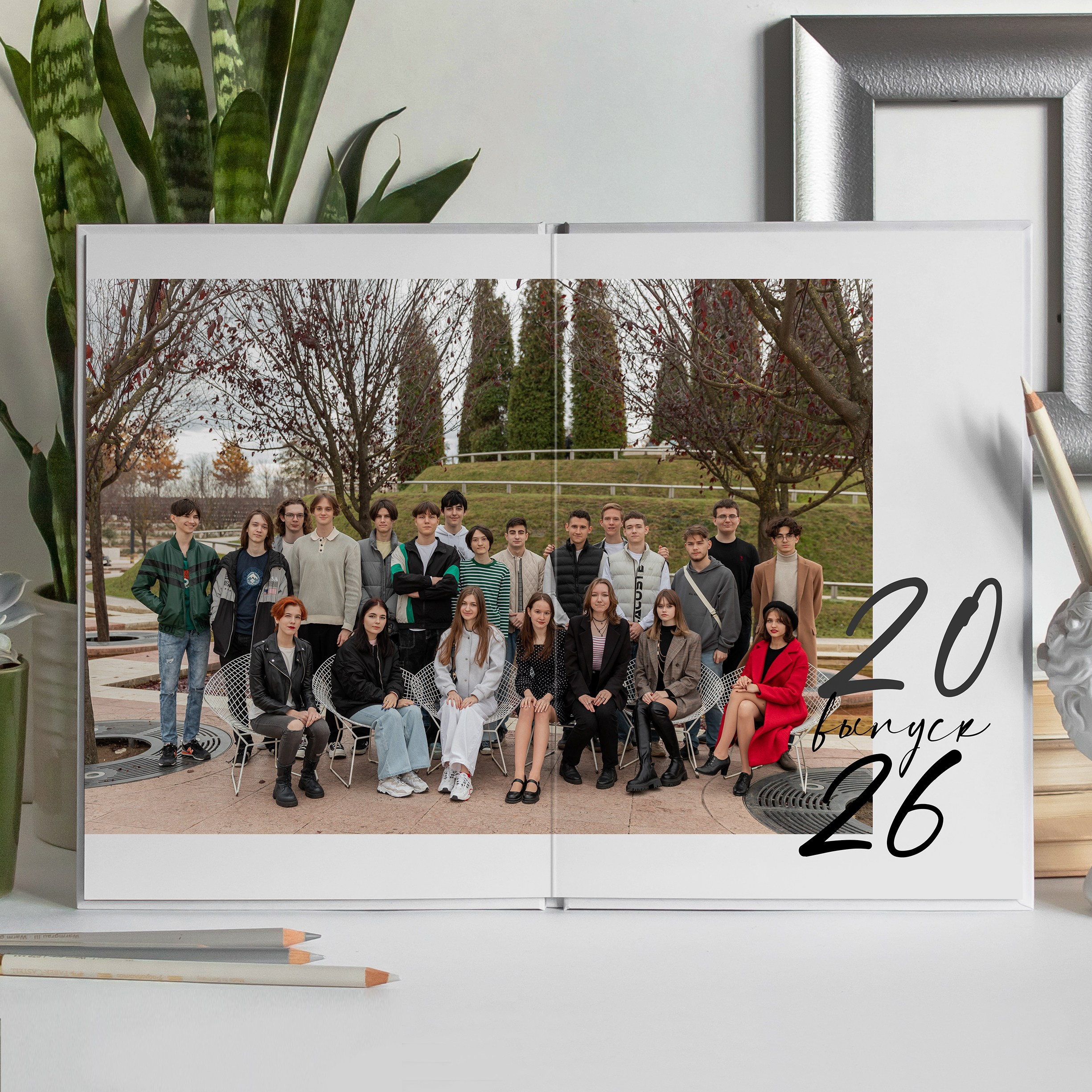 Альбом 9 и 11 класса (8 разворотов). ФОТОГРАФ ВЫПУСКНЫХ АЛЬБОМОВ в Краснодаре Ворчик Татьяна