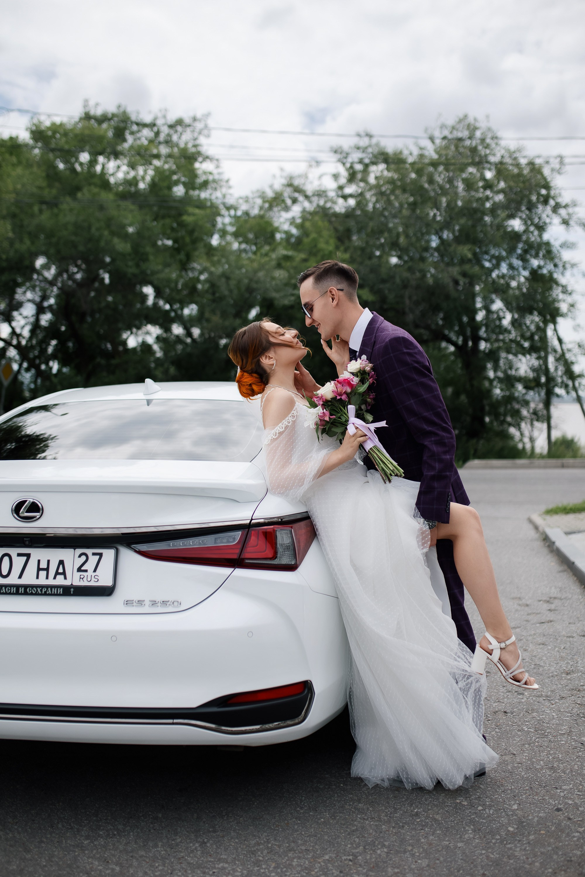 Ксения и Максим. Сборы Sopka. Прогулка по городу. Свадебный фотограф в Хабаровске