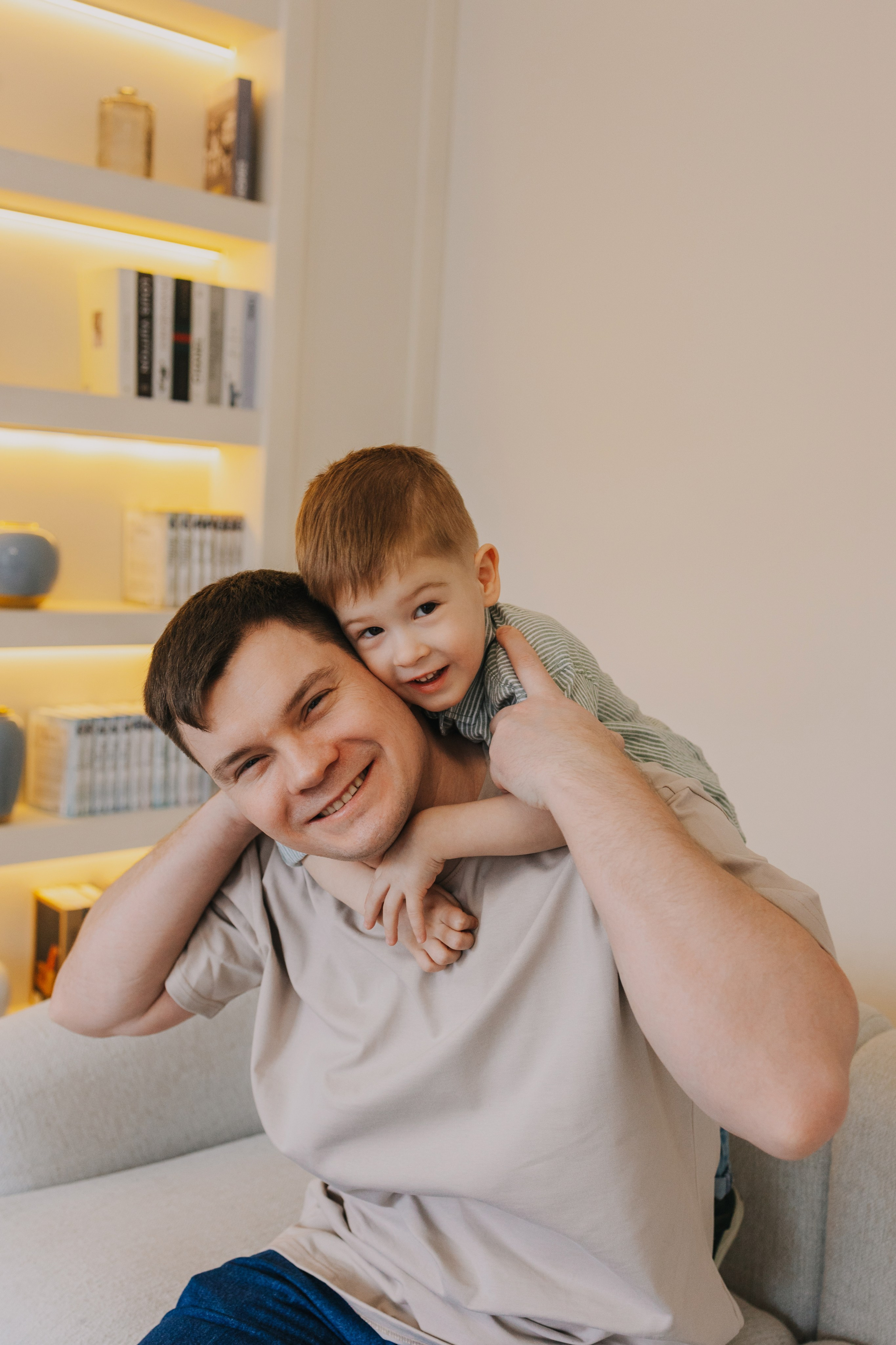 Большая семья. Домашняя фотосессия