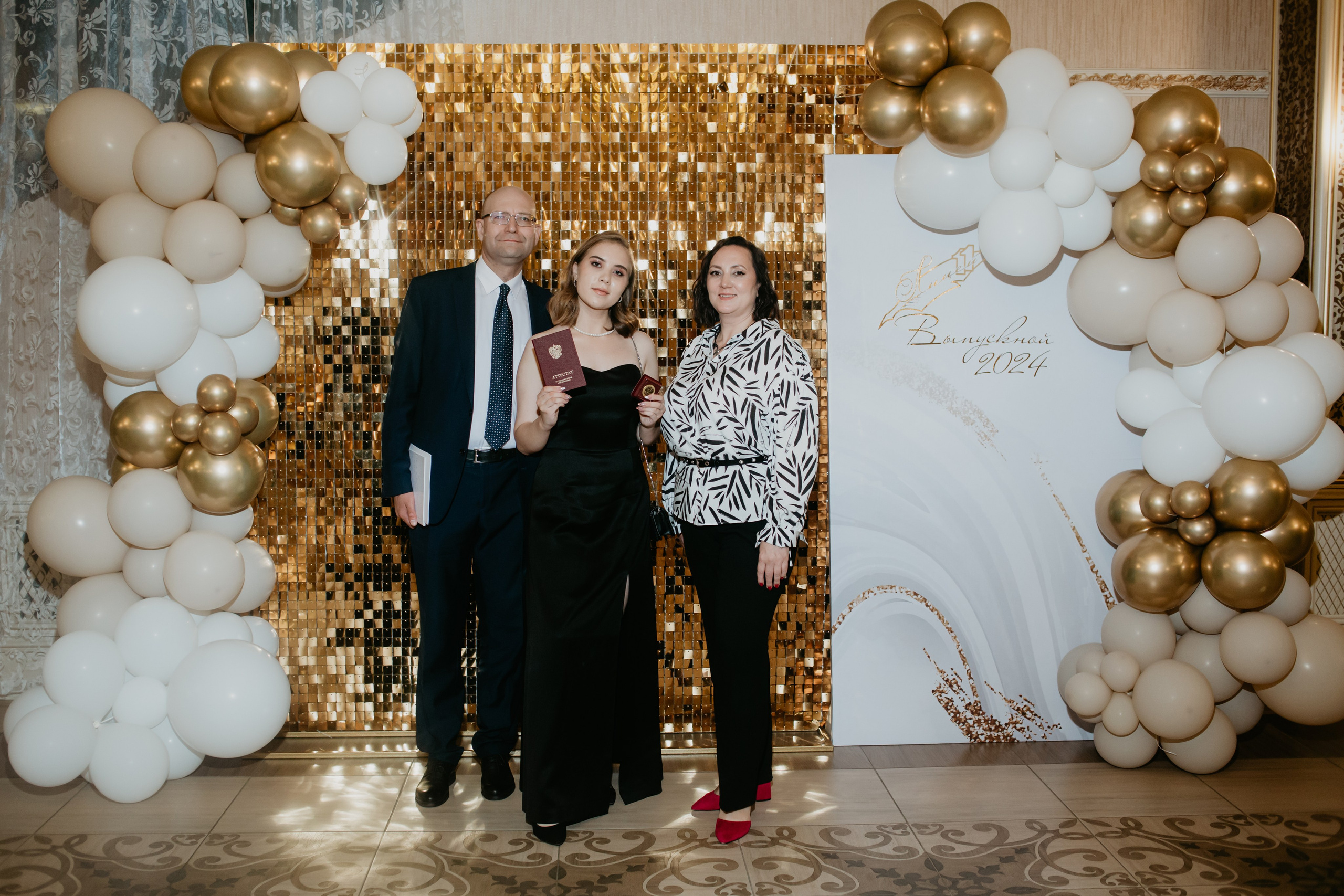 Выпускной. 11 лицей. Фотограф в Челябинске Ополихина Анна