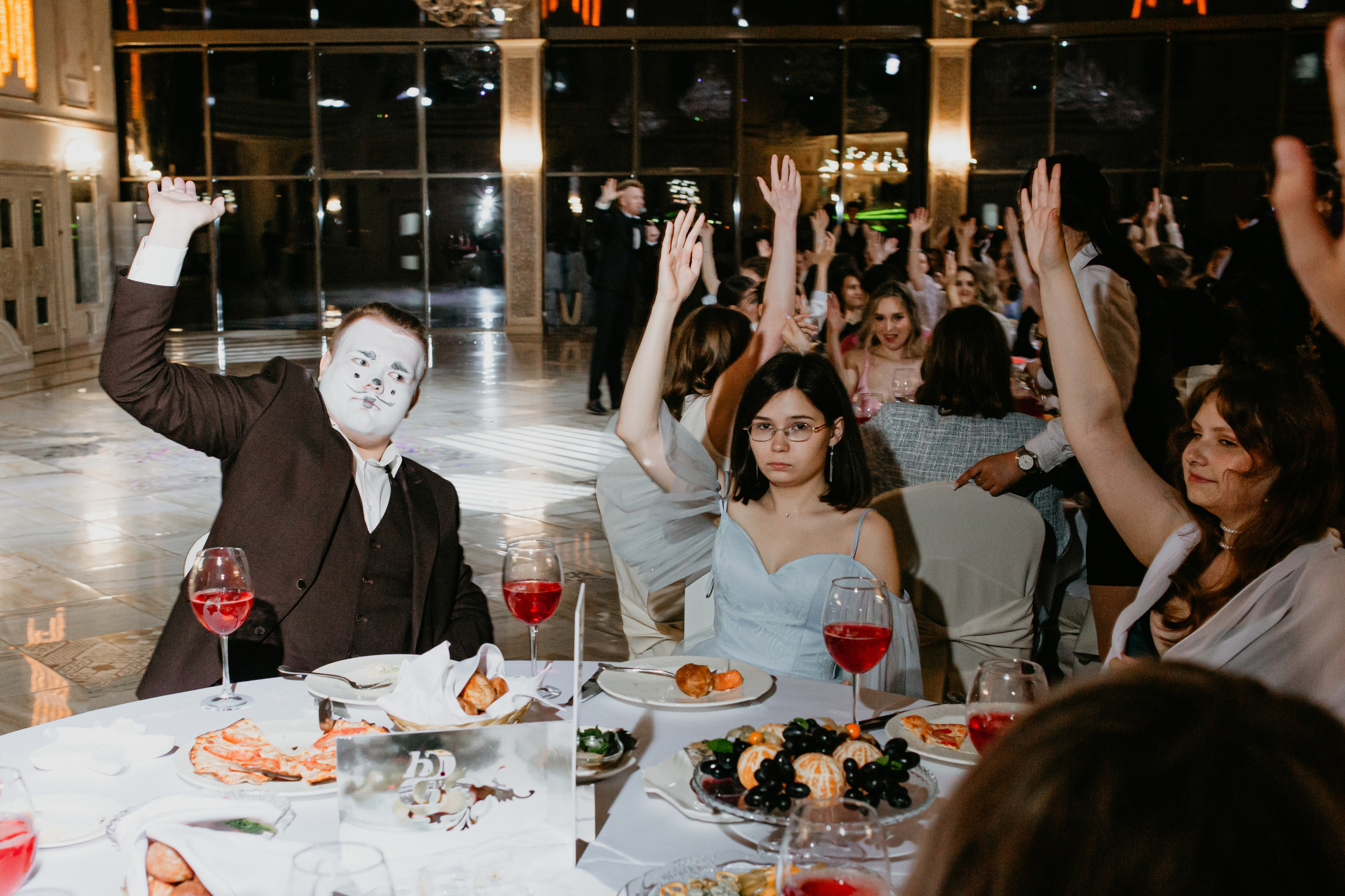 Выпускной. 11 лицей. Фотограф в Челябинске Ополихина Анна