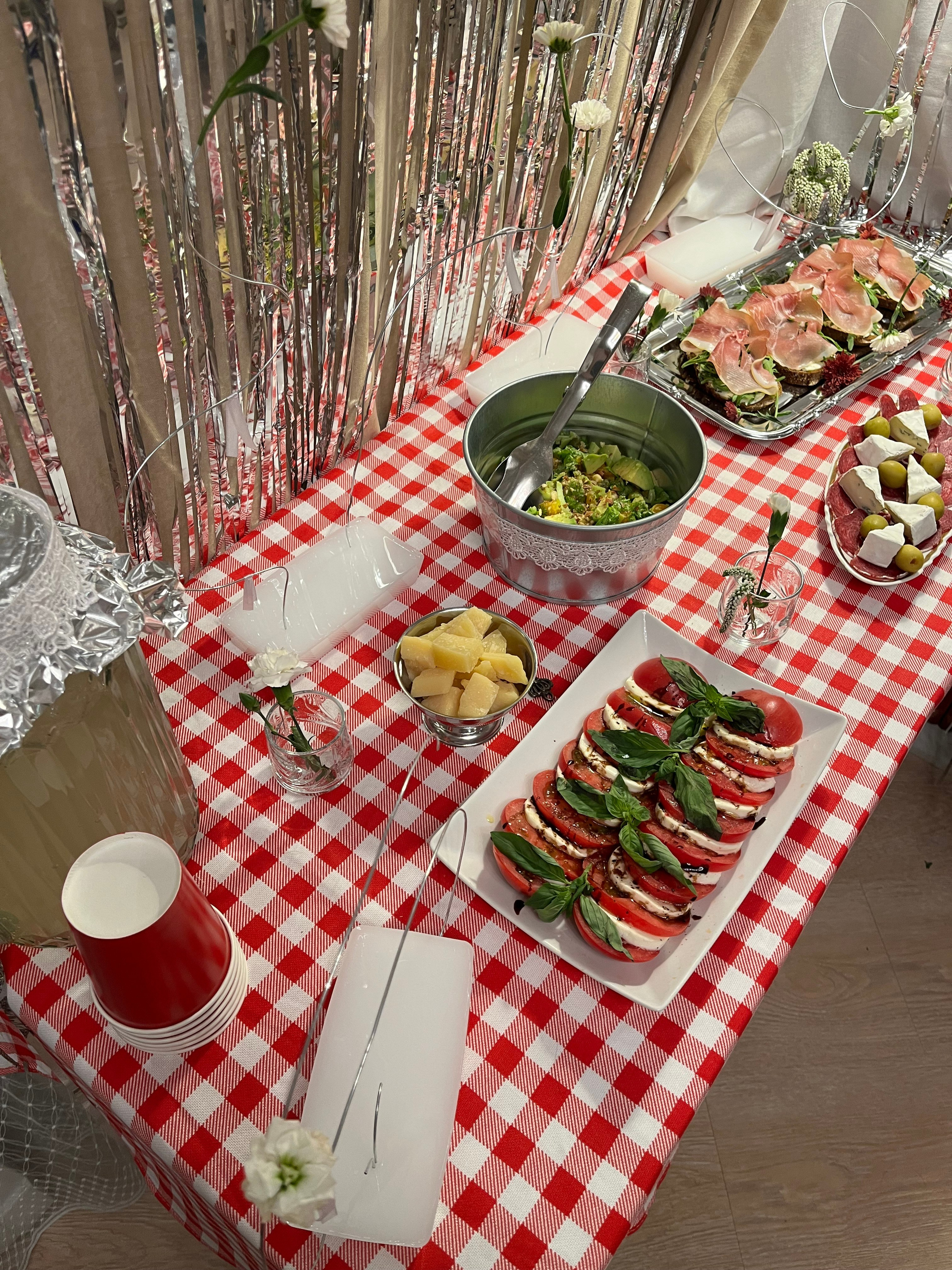 Birthday. Art direction & Design | Curiosa