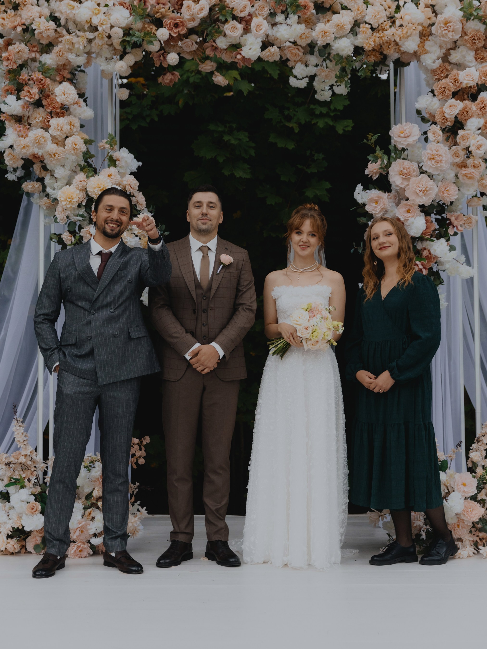 Сергей и Даша (полный день). Свадебные фотографы в Гомеле и Минске Сергей и Анастасия Фещенок