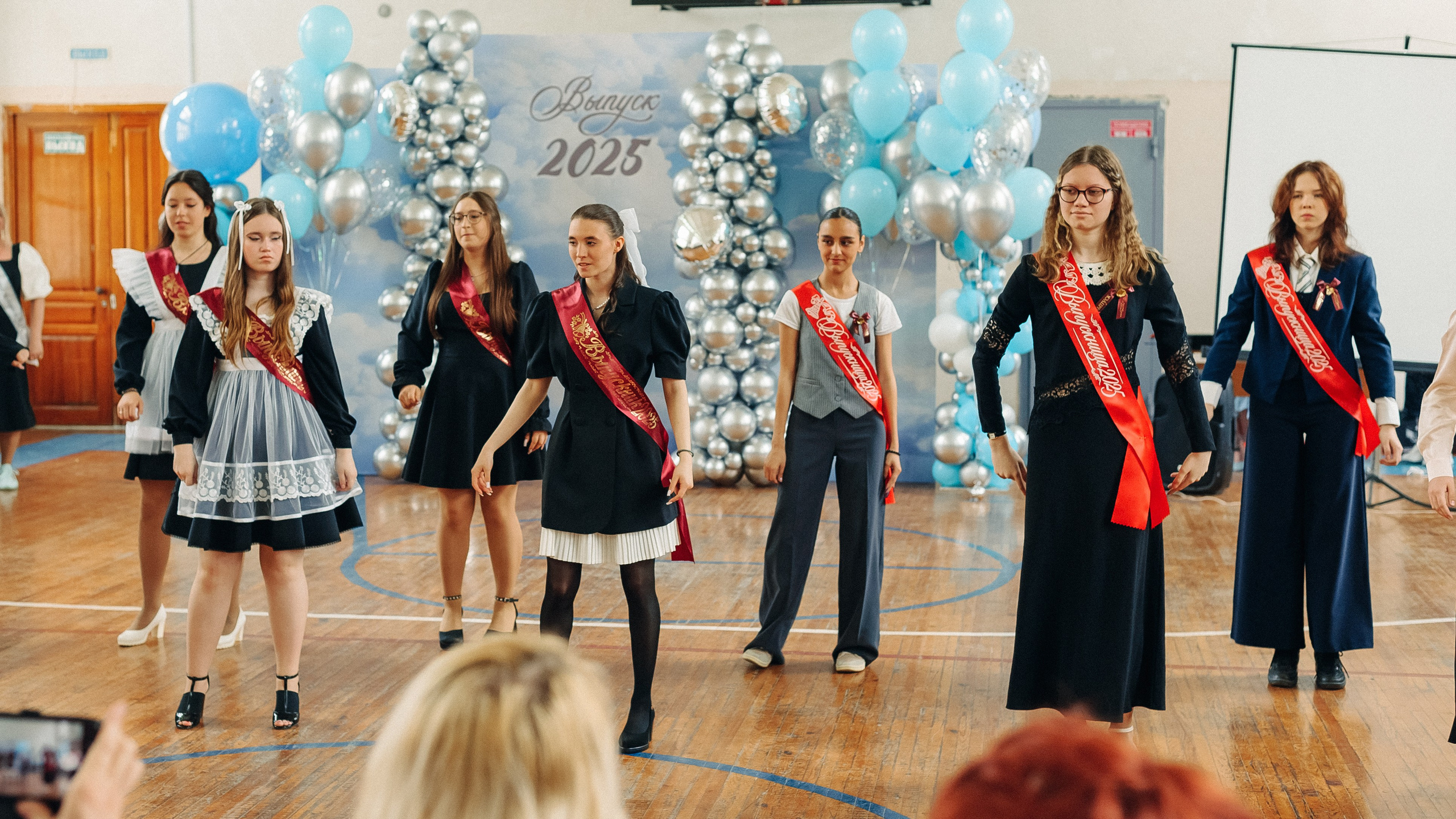 Последний звонок. Свадебный фотограф в Екатеринбурге Артём Зайнетдинов