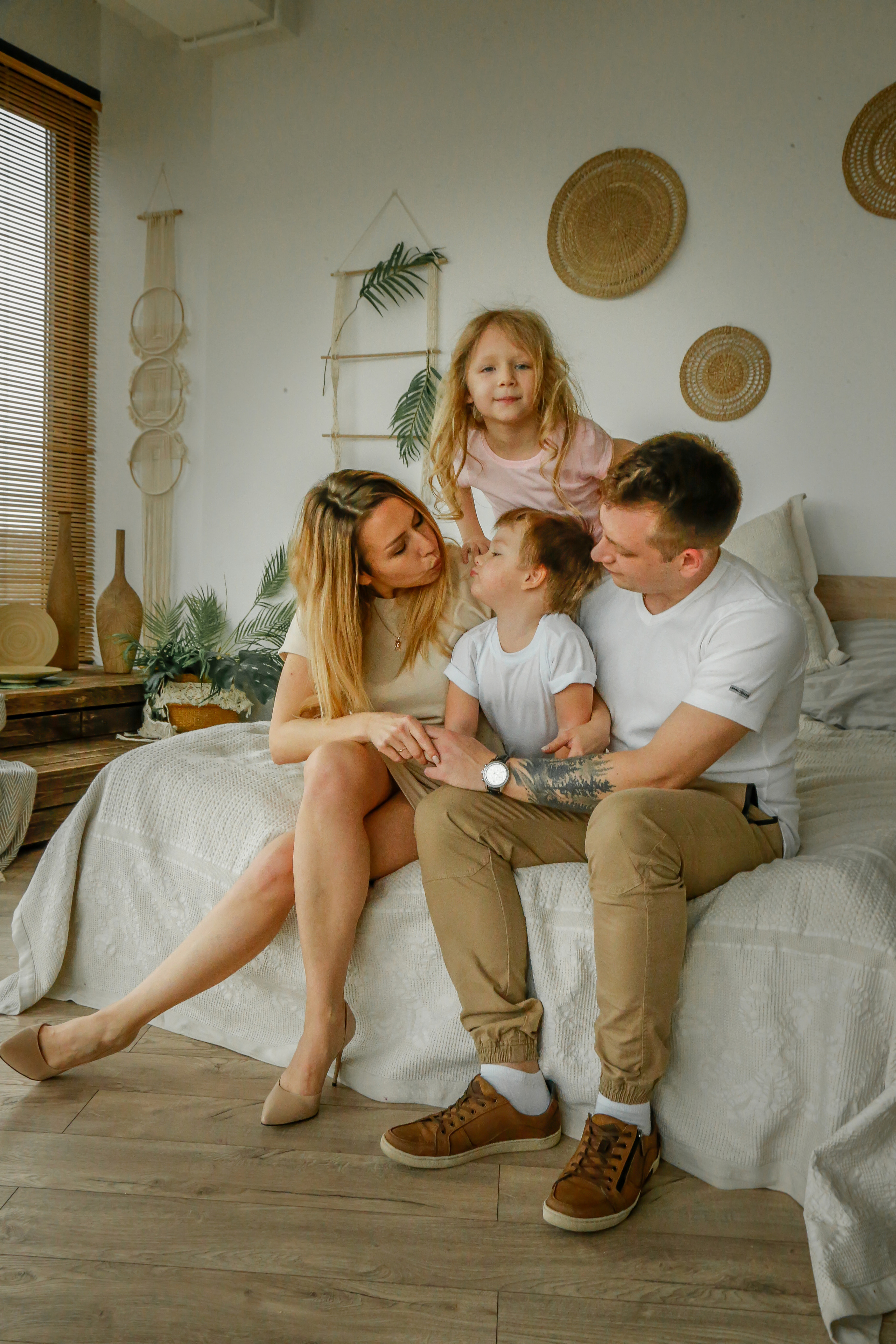 Семейная фотосессия (Лев, Полина, Татьяна и Роман). Детский и семейный фотограф в Москве Мария Самохина