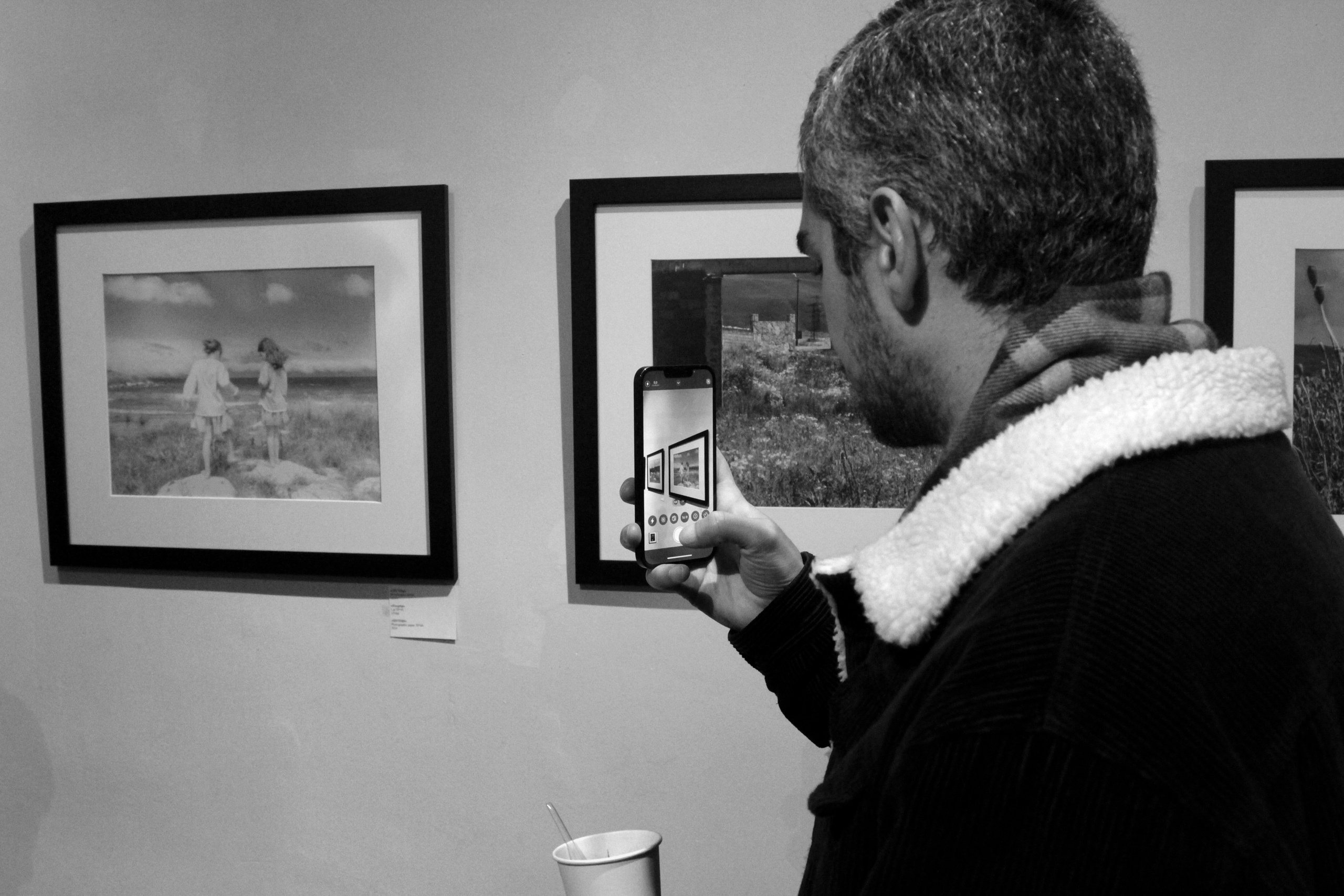 Выставка в г. Гюмри, Армения. Фоторепортаж  Д. Несмелова. Арт-фотограф Ксения Якутович