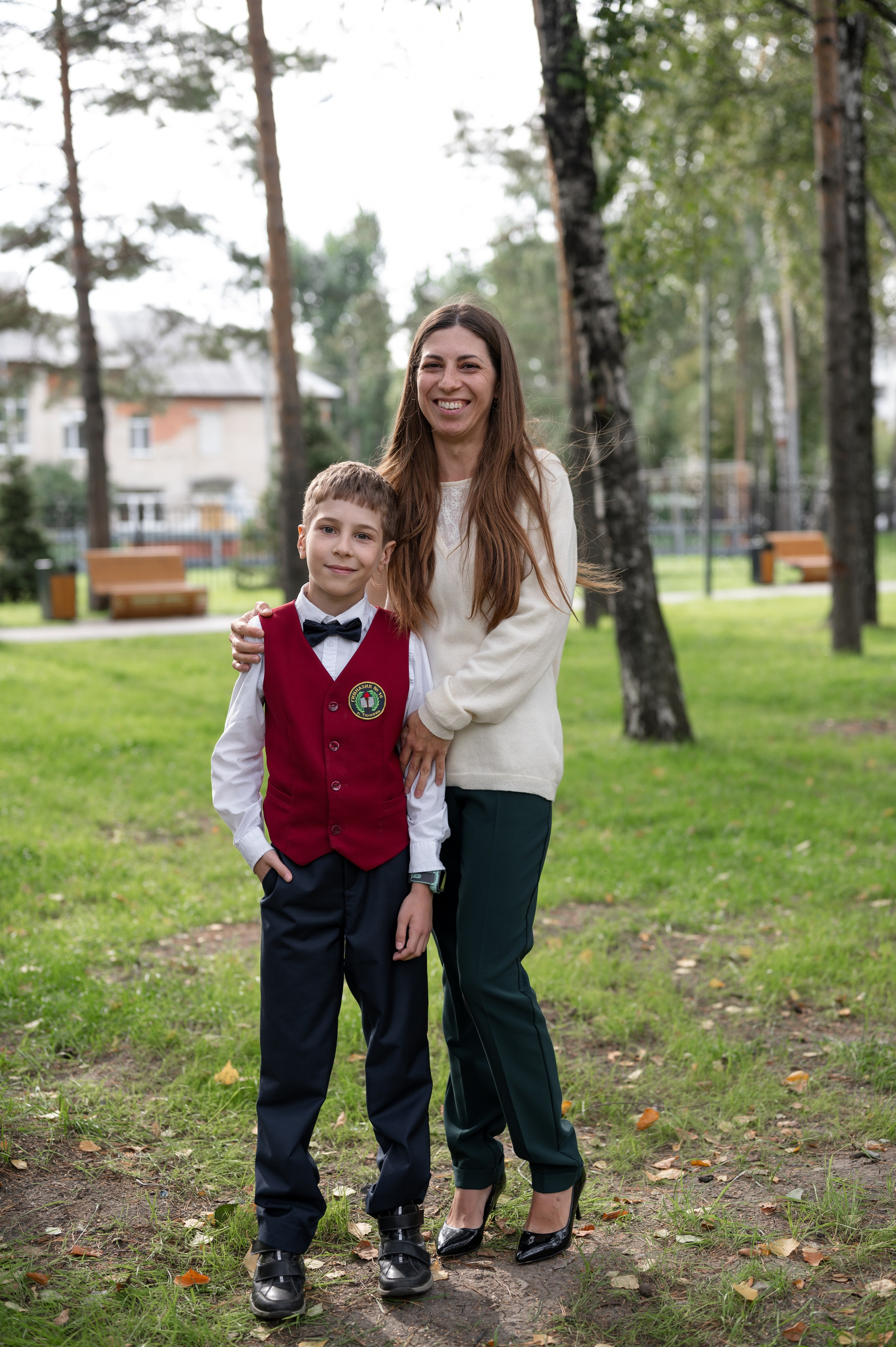 1 сентября 16 гимназия 2 класс (линейка + в классе+ на улице). Фотограф новорожденных, семейный детский в Тюмени Татьяна Морозова