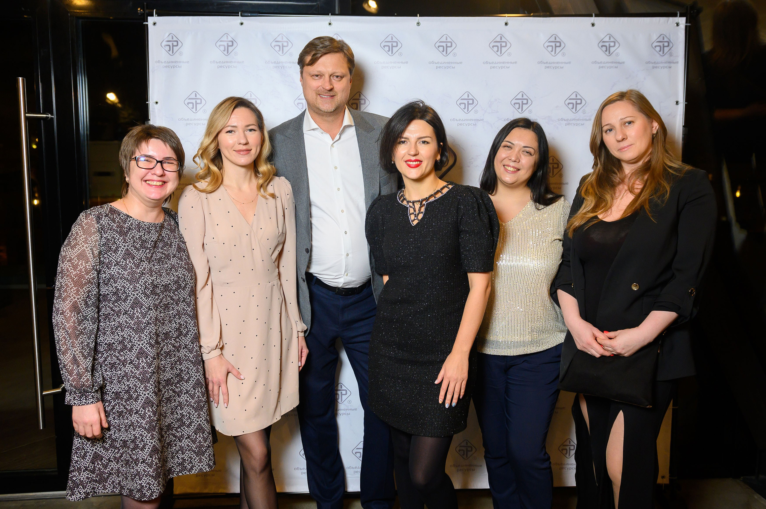 Фотосъемка новогоднего корпоратива. Семейный и свадебный фотограф в Санкт-Петербурге Гришин Юрий