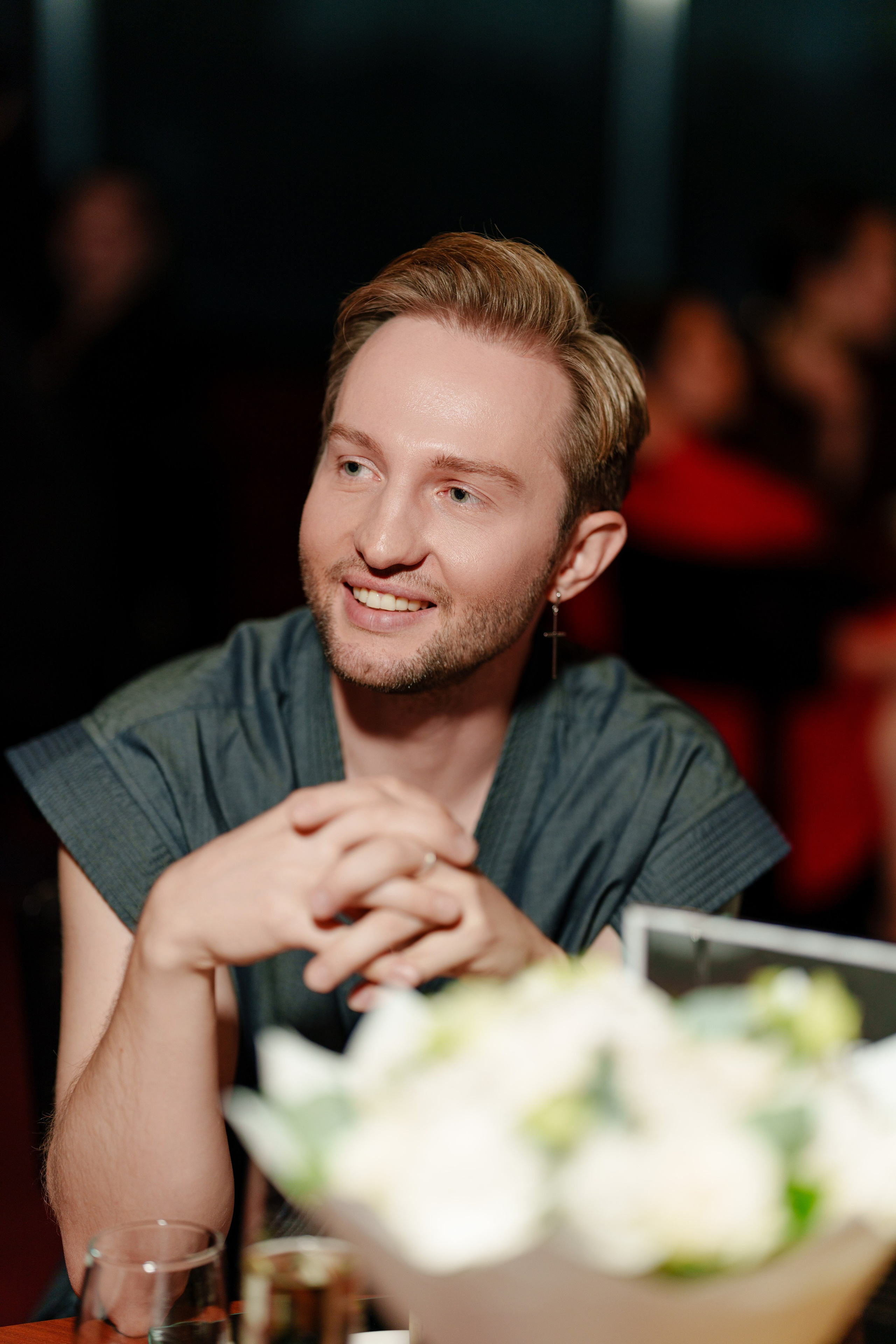 Репортажный фотограф на день рождения в ресторане KAI. Репортажный фотограф Москва Сергей Дружинин