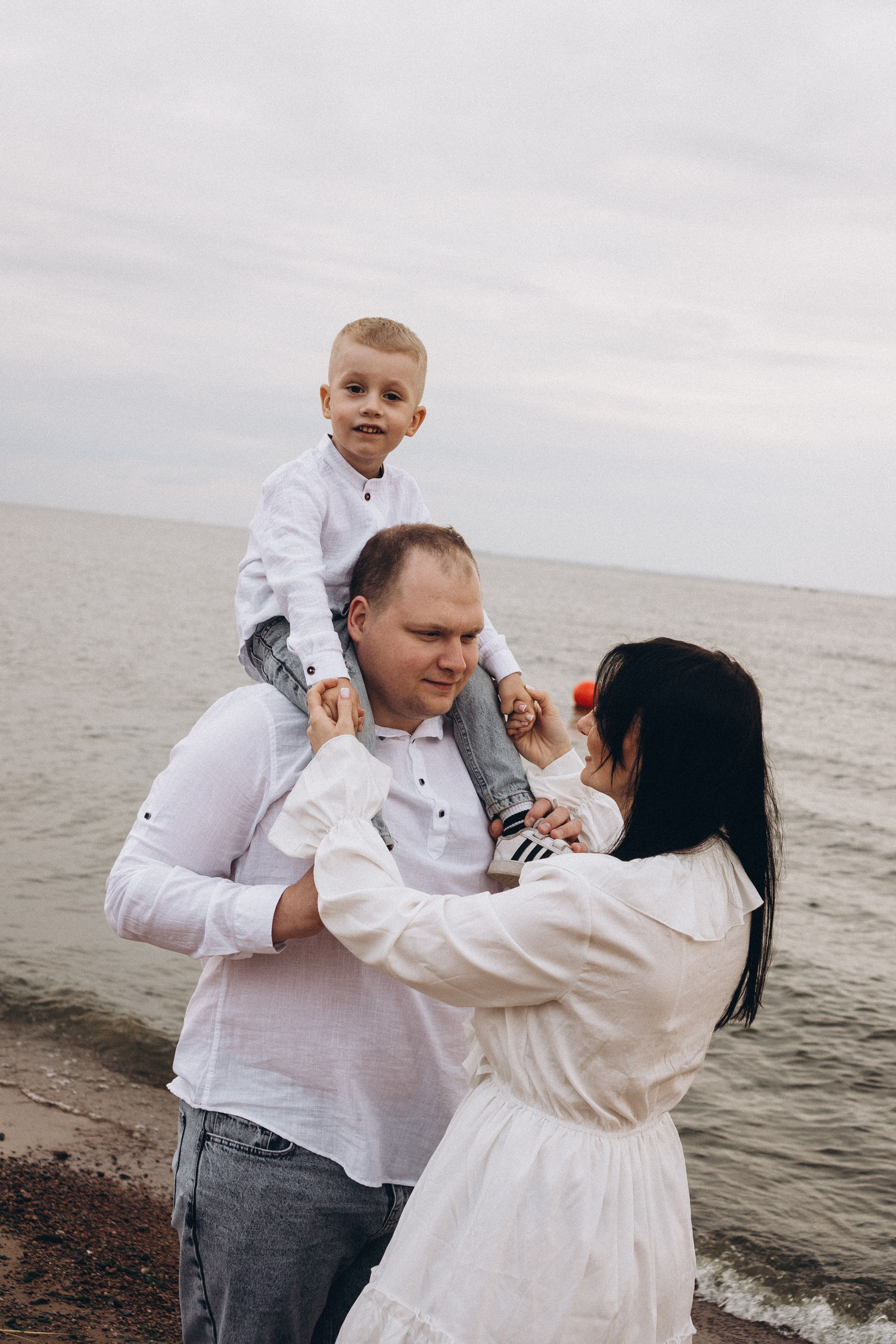Семейная история на берегу залива. Профессиональный фотограф, Санкт-Петербург — Виктория Богомолова