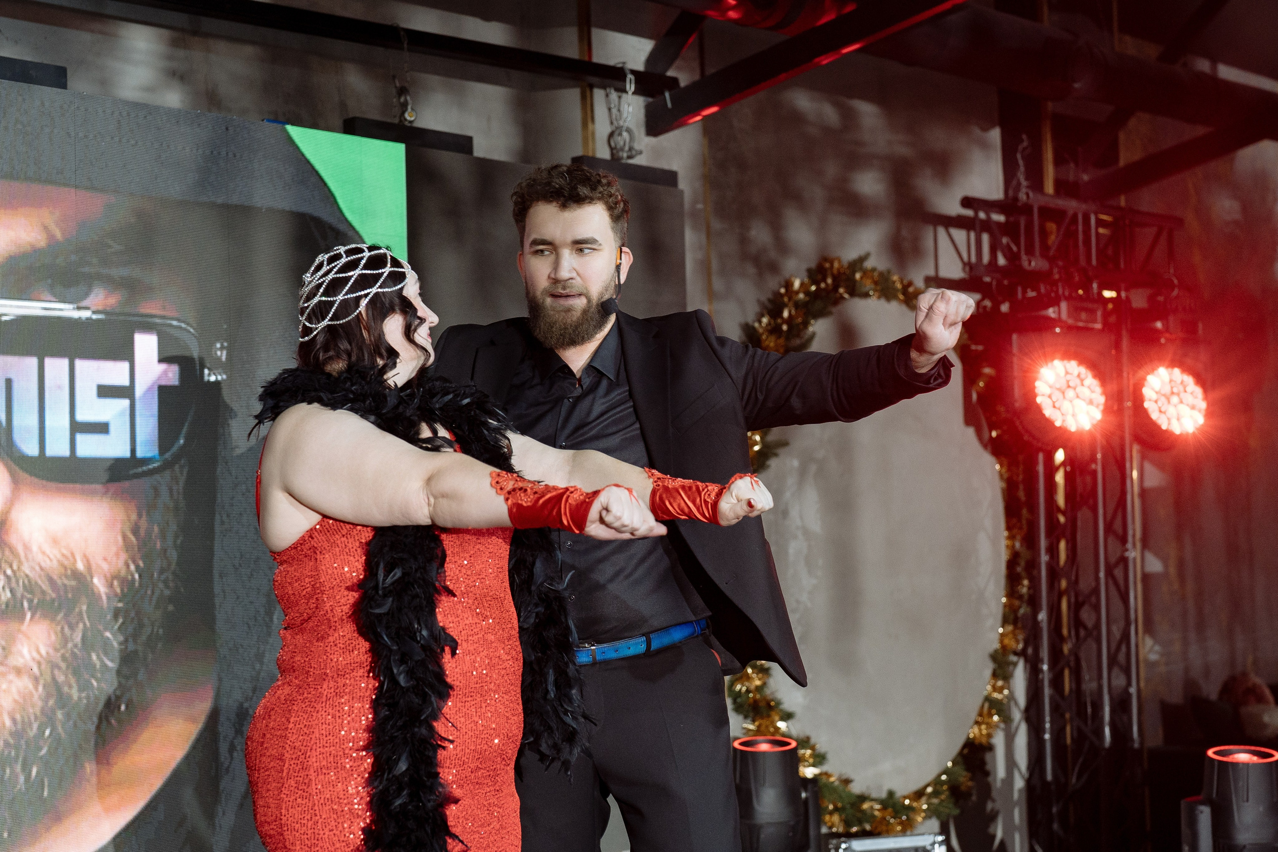 Альбион Тур