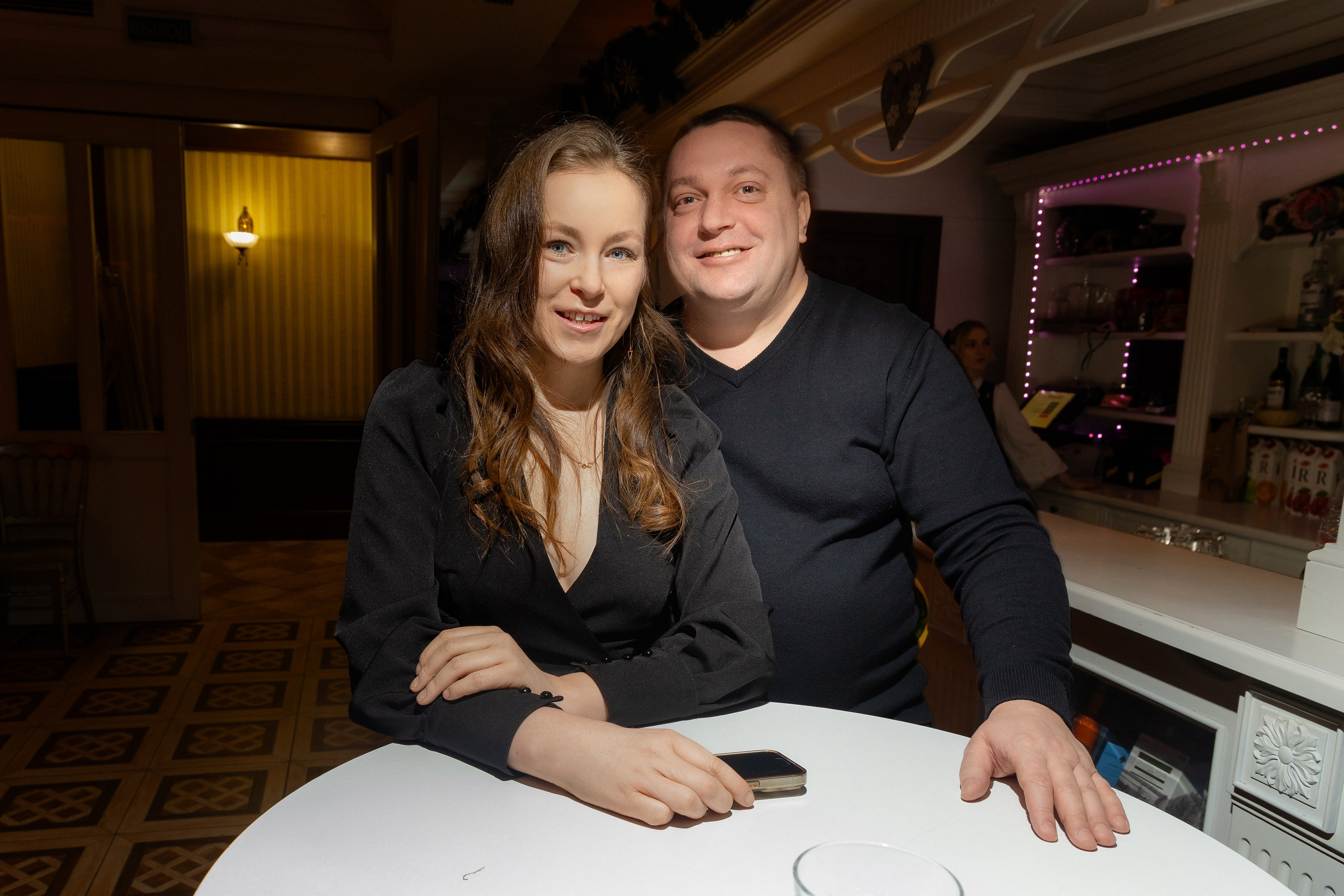 Корпоративная фотосъемка для кафе GARAGE | Новый год 2025 | Минск. Свадебный фотограф в Минске/Беларуси Сергей Спиридонов