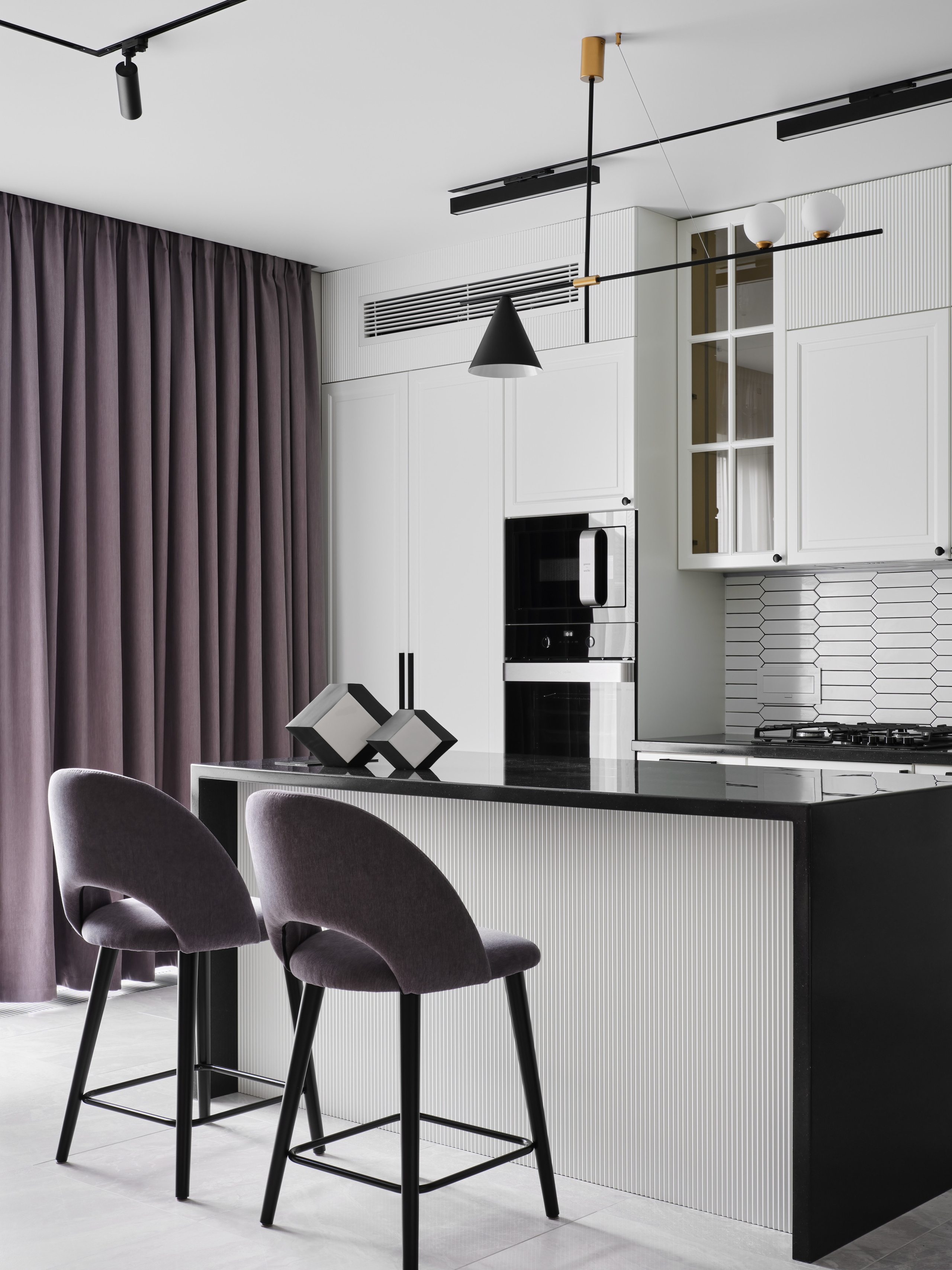 Пентхаус в Краснодаре (дизайнеры Андрей Нелень, Екатерина Проскурякова, стилист Алина Нелень, интерьерный фотограф Сергей Денисенко)