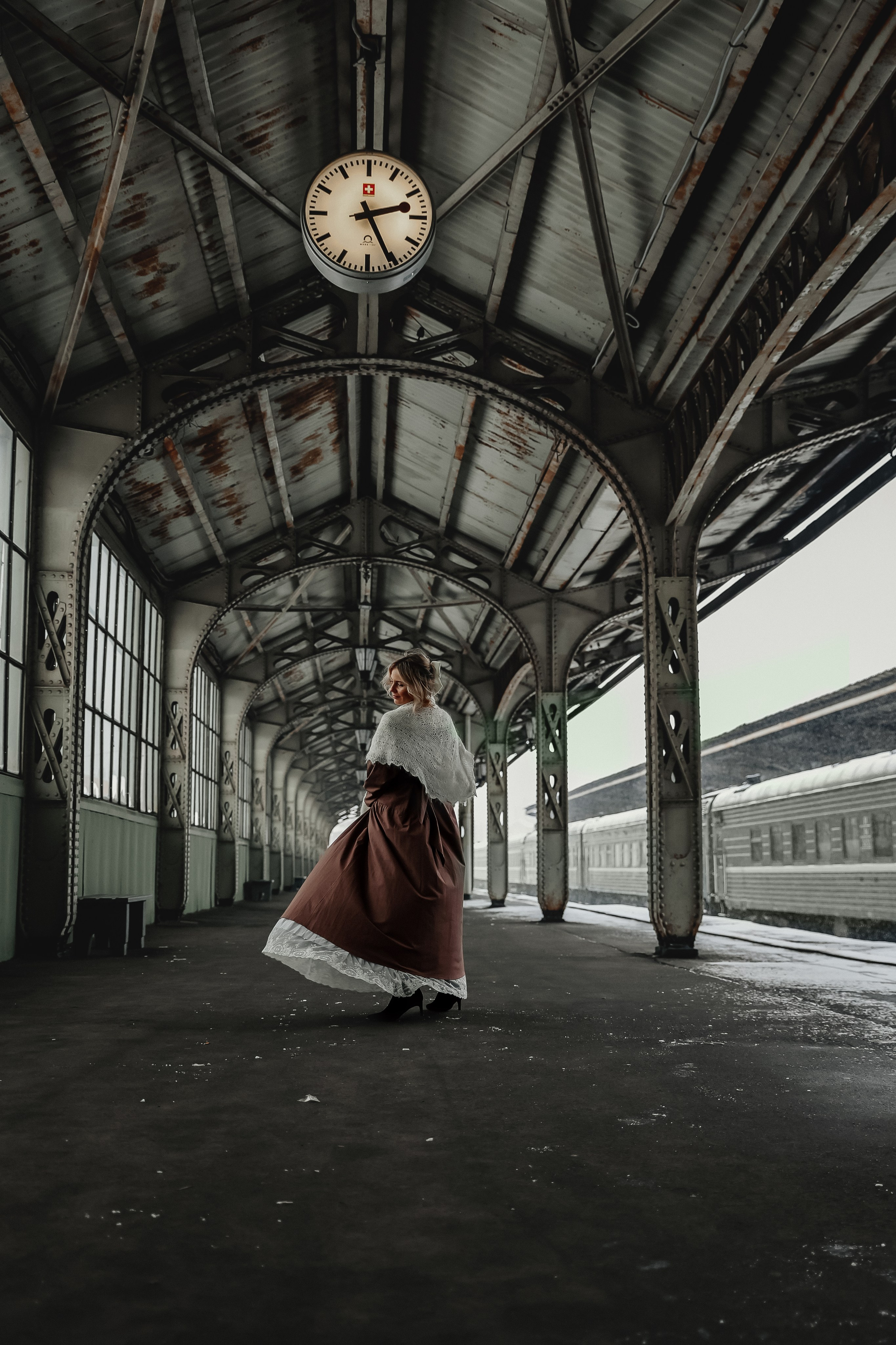 Ретро съемка на Витебском вокзале. Фотограф — Татьяна Кириллова, г. Санкт-Петербург